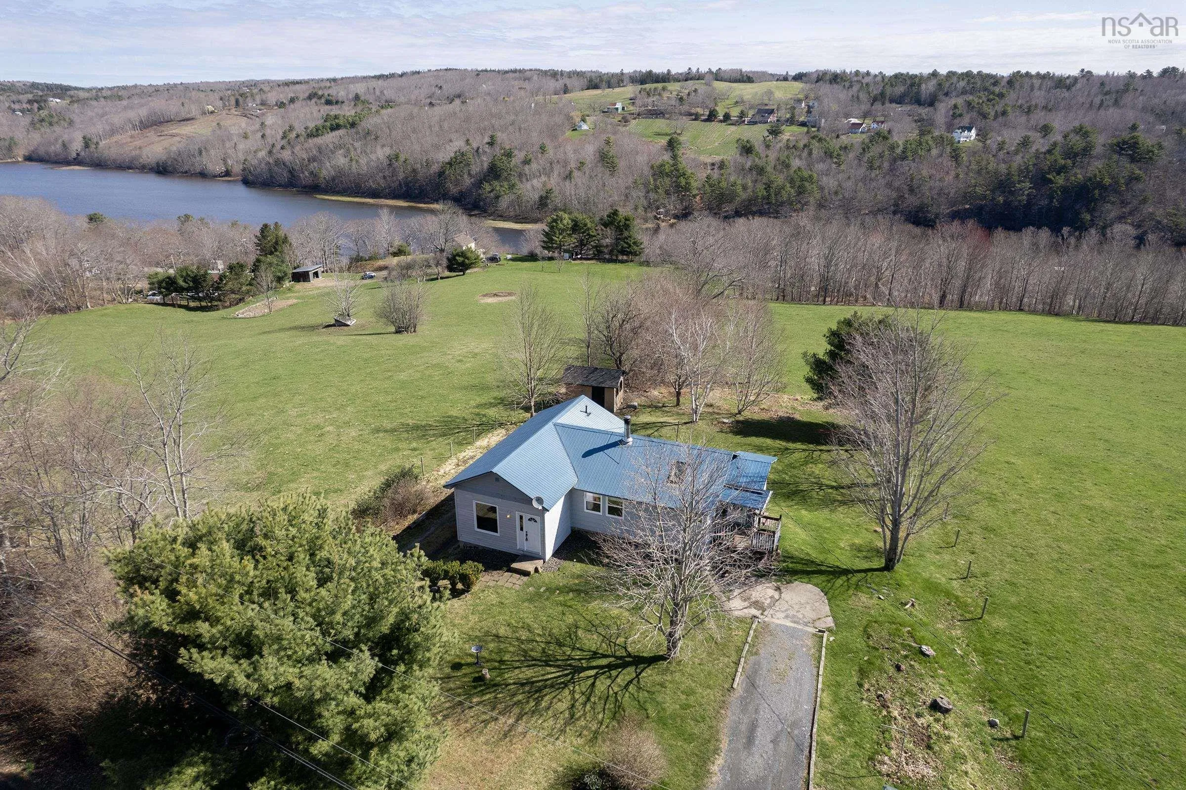 819 Riverview Road, Bear River, NS B0S 1B0, 3 Bedrooms Bedrooms, ,1 BathroomBathrooms,Residential,For Sale,Riverview,202520008