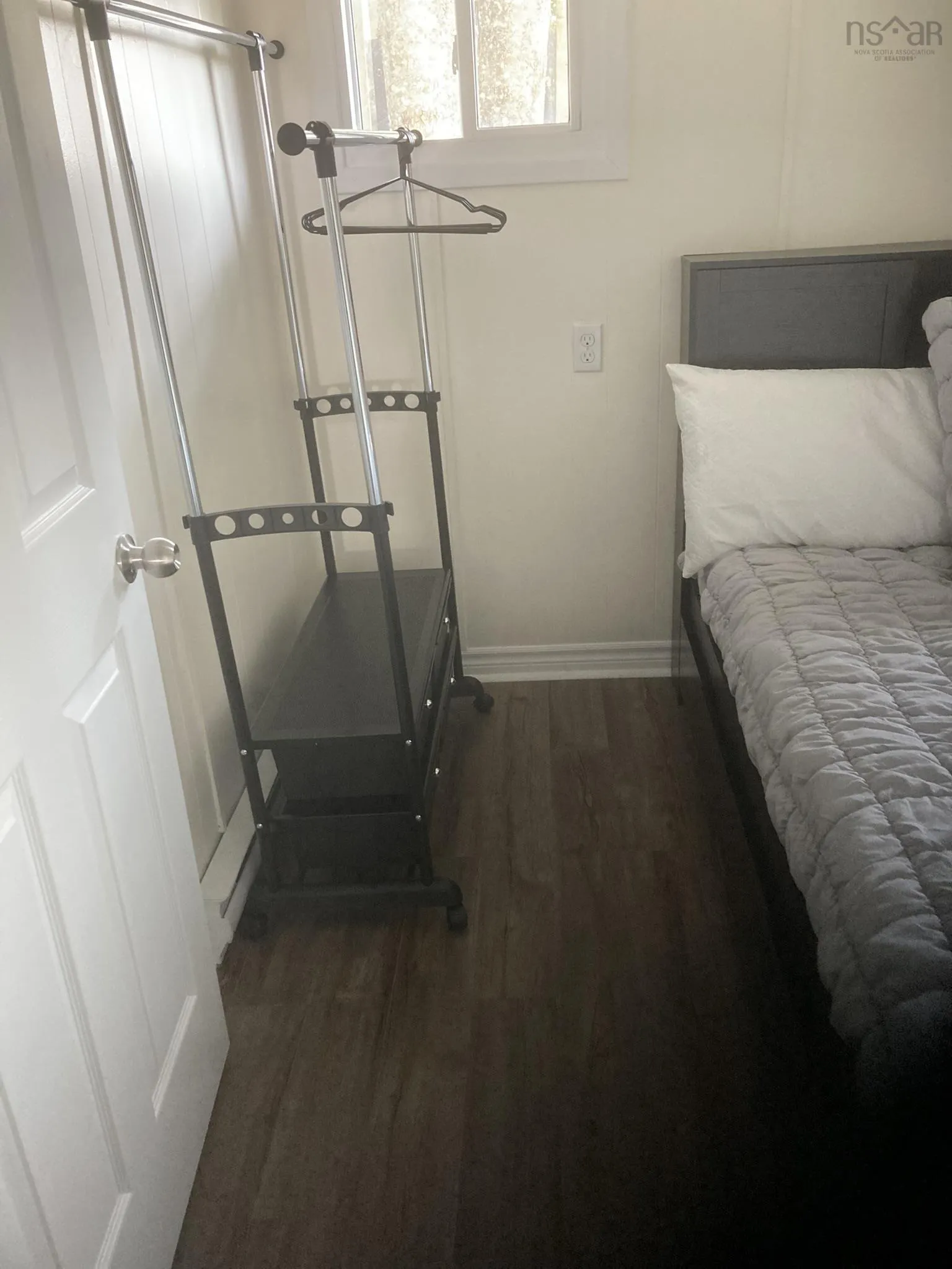 21 School Street, Falmouth Ns B0p 1p0, 1 Bedroom Bedrooms, ,1 BathroomBathrooms,Residential,For Sale,School,202425764