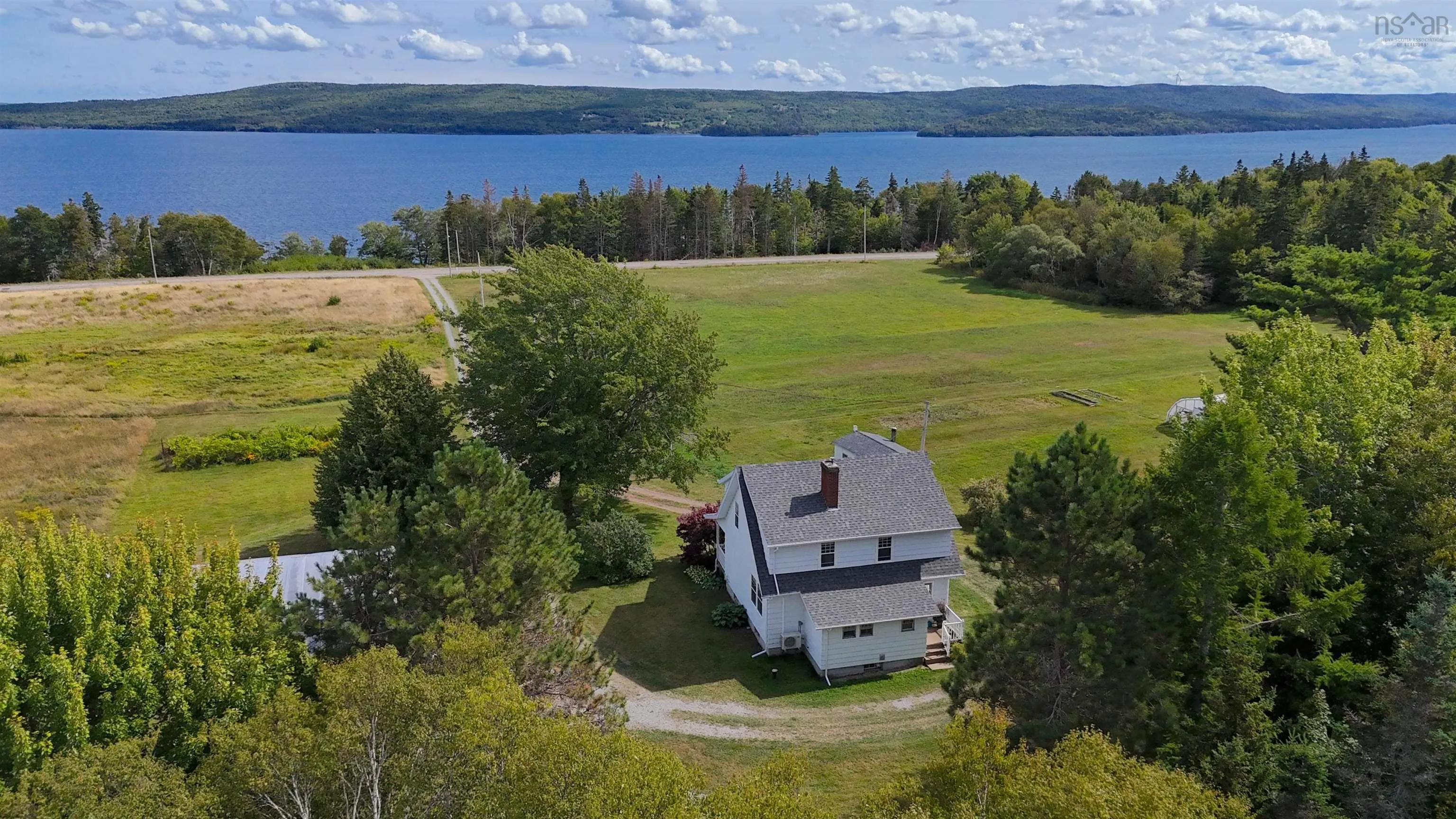 2438 Hillside Boularderie, Southside Boularderie, NS B1Y 2S5, 4 Bedrooms Bedrooms, ,1 BathroomBathrooms,Residential,For Sale,Hillside Boularderie,202515422