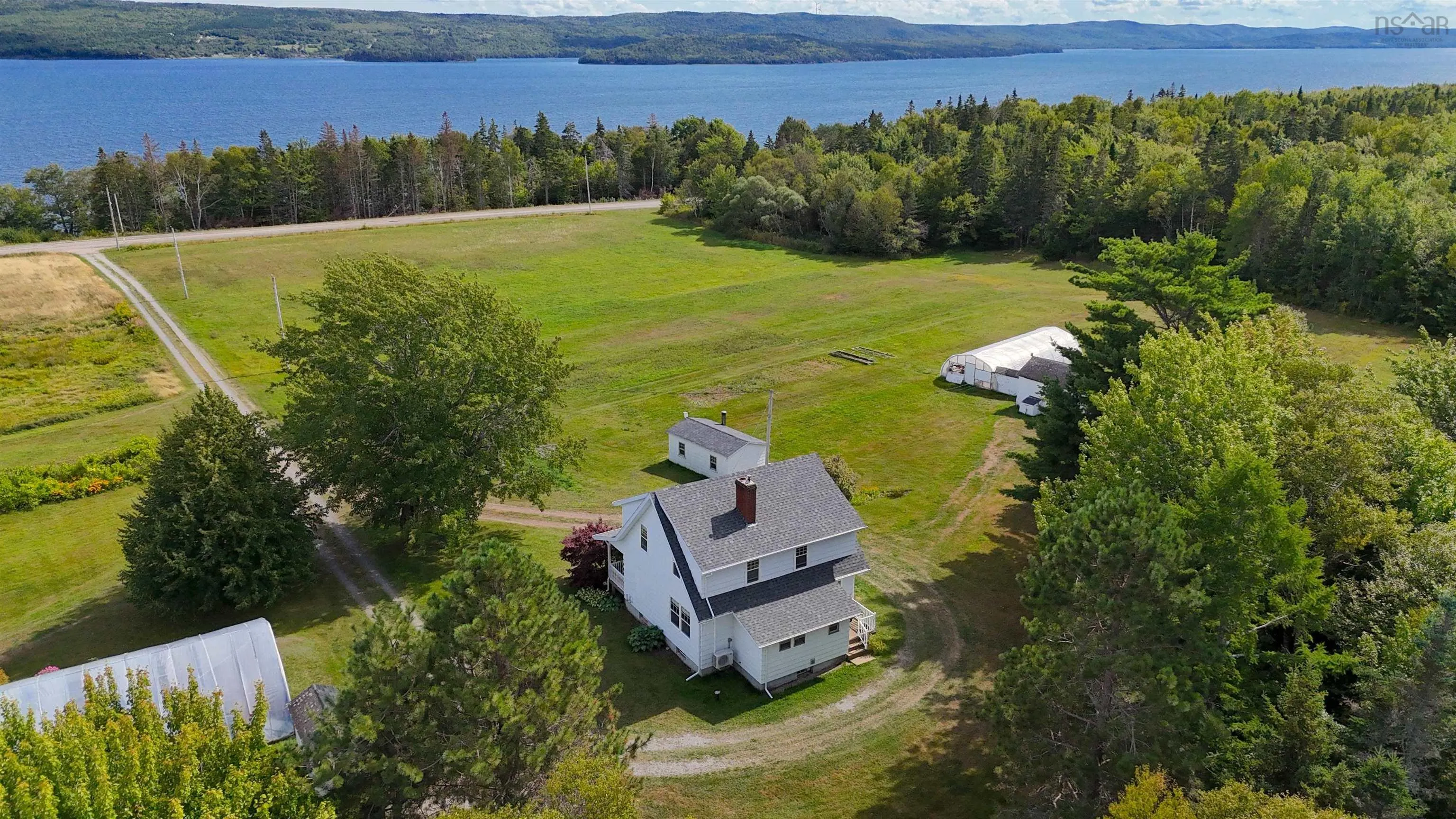 2438 Hillside Boularderie, Southside Boularderie, NS B1Y 2S5, 4 Bedrooms Bedrooms, ,1 BathroomBathrooms,Residential,For Sale,Hillside Boularderie,202515422