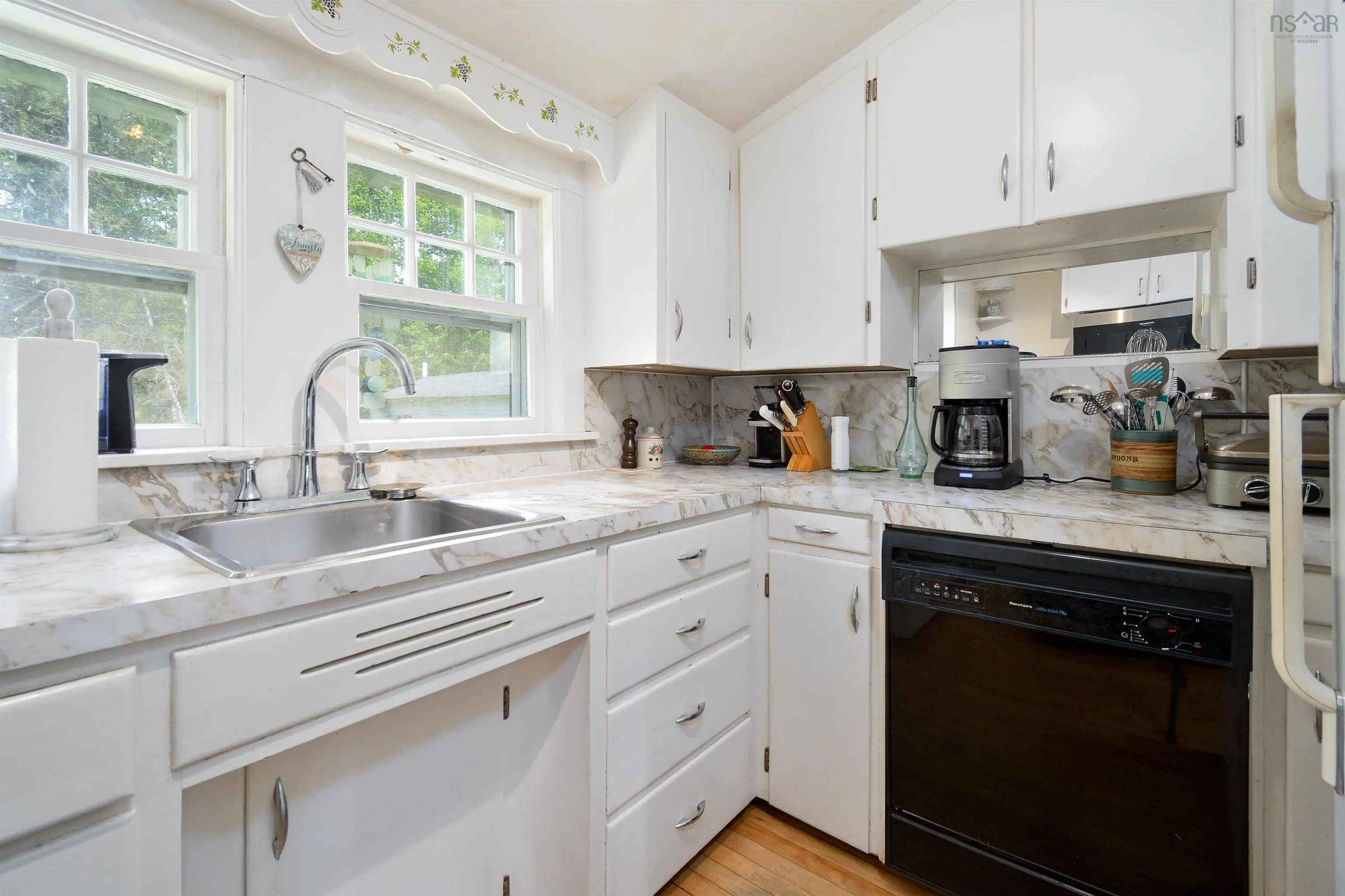 2438 Hillside Boularderie, Southside Boularderie, NS B1Y 2S5, 4 Bedrooms Bedrooms, ,1 BathroomBathrooms,Residential,For Sale,Hillside Boularderie,202515422