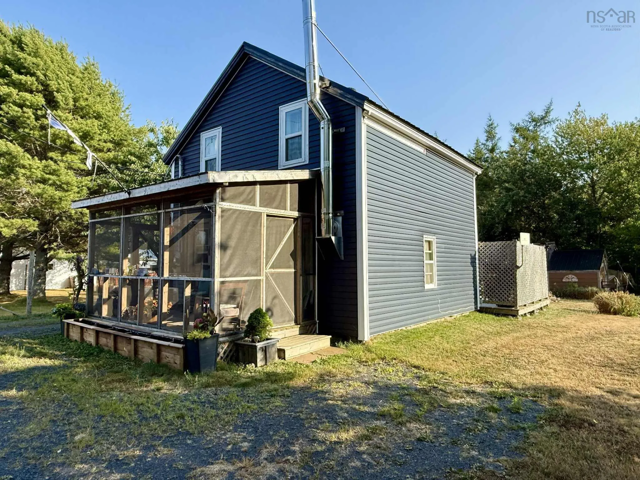 280 Two Island Road, Parrsboro, NS B0M 1S0, 2 Bedrooms Bedrooms, ,1 BathroomBathrooms,Residential,For Sale,Two Island,202520368