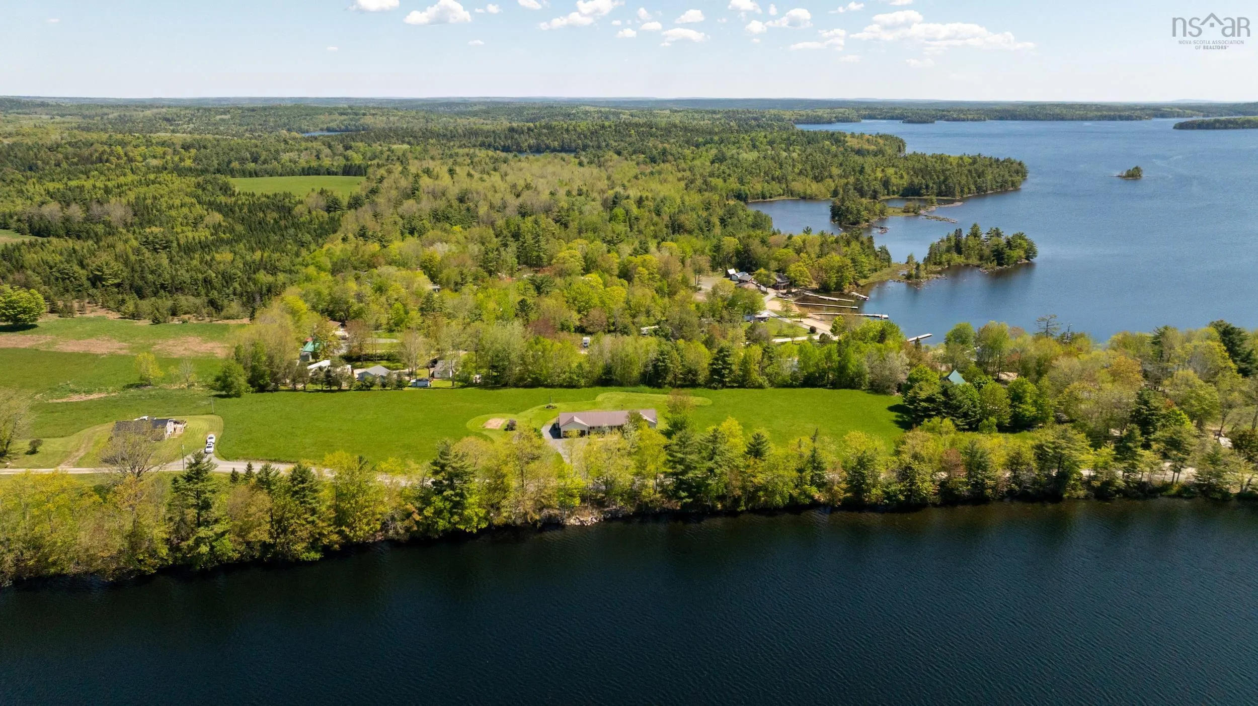 102 Harold Silver Road, Lower Northfield, NS B4V 8R7, 4 Bedrooms Bedrooms, ,2 BathroomsBathrooms,Residential,For Sale,Harold Silver,202525431