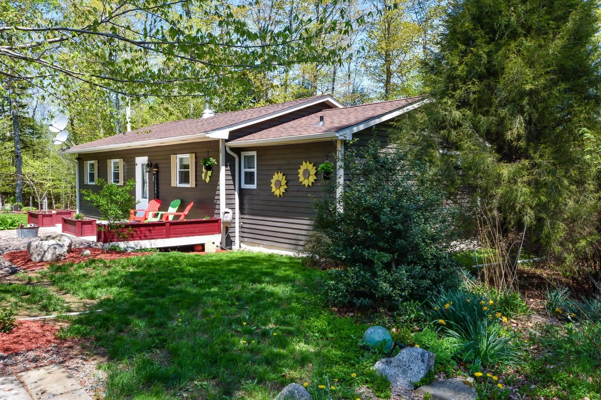 642 High Landing Road, Parkdale, NS B0R 1A0, 3 Bedrooms Bedrooms, ,2 BathroomsBathrooms,Residential,For Sale,High Landing,202521521