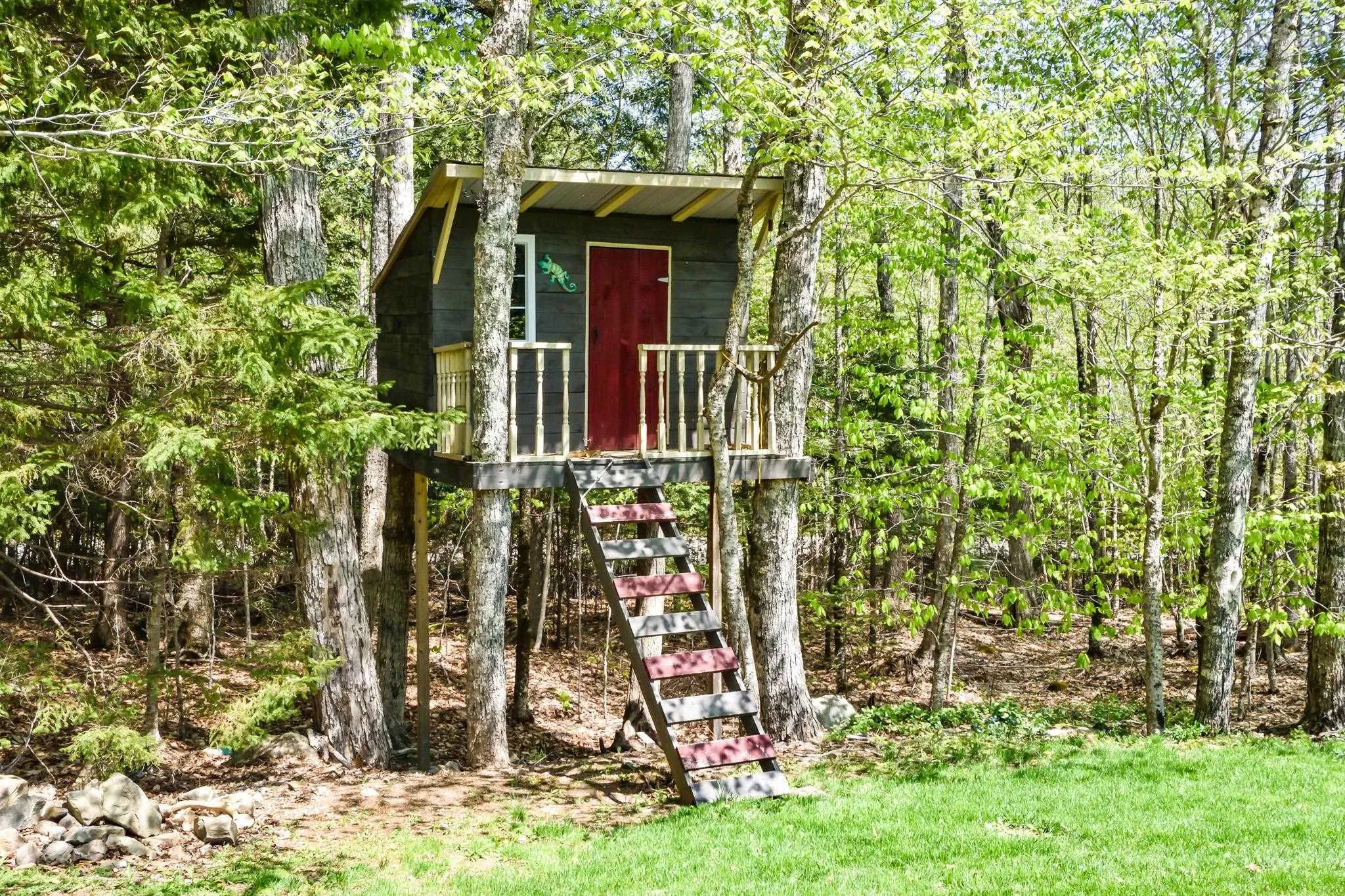 642 High Landing Road, Parkdale, NS B0R 1A0, 3 Bedrooms Bedrooms, ,2 BathroomsBathrooms,Residential,For Sale,High Landing,202521521