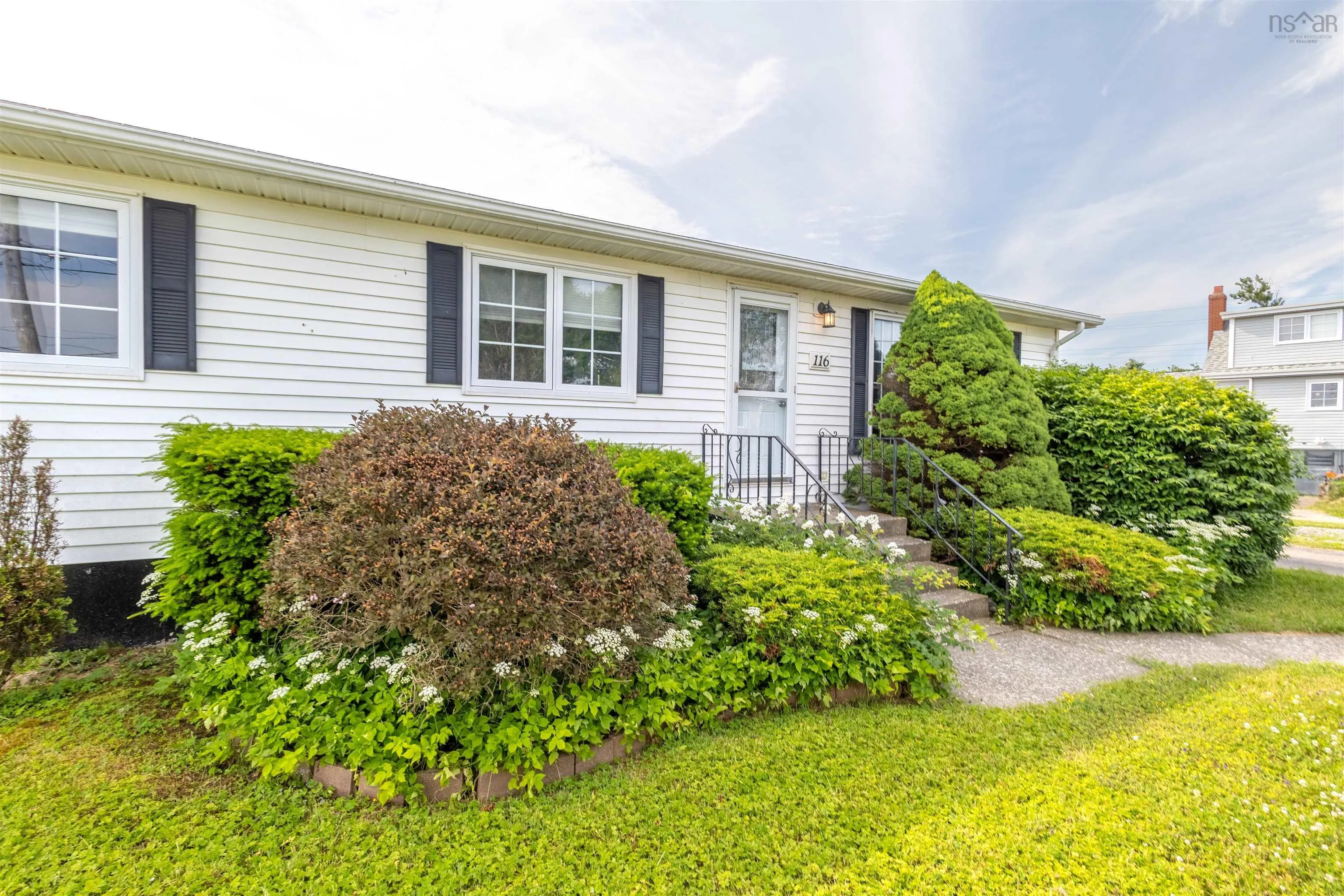 116 Brookland Street, Glace Bay, NS B1A 1B4, 2 Bedrooms Bedrooms, ,1 BathroomBathrooms,Residential,For Sale,Brookland,202519518