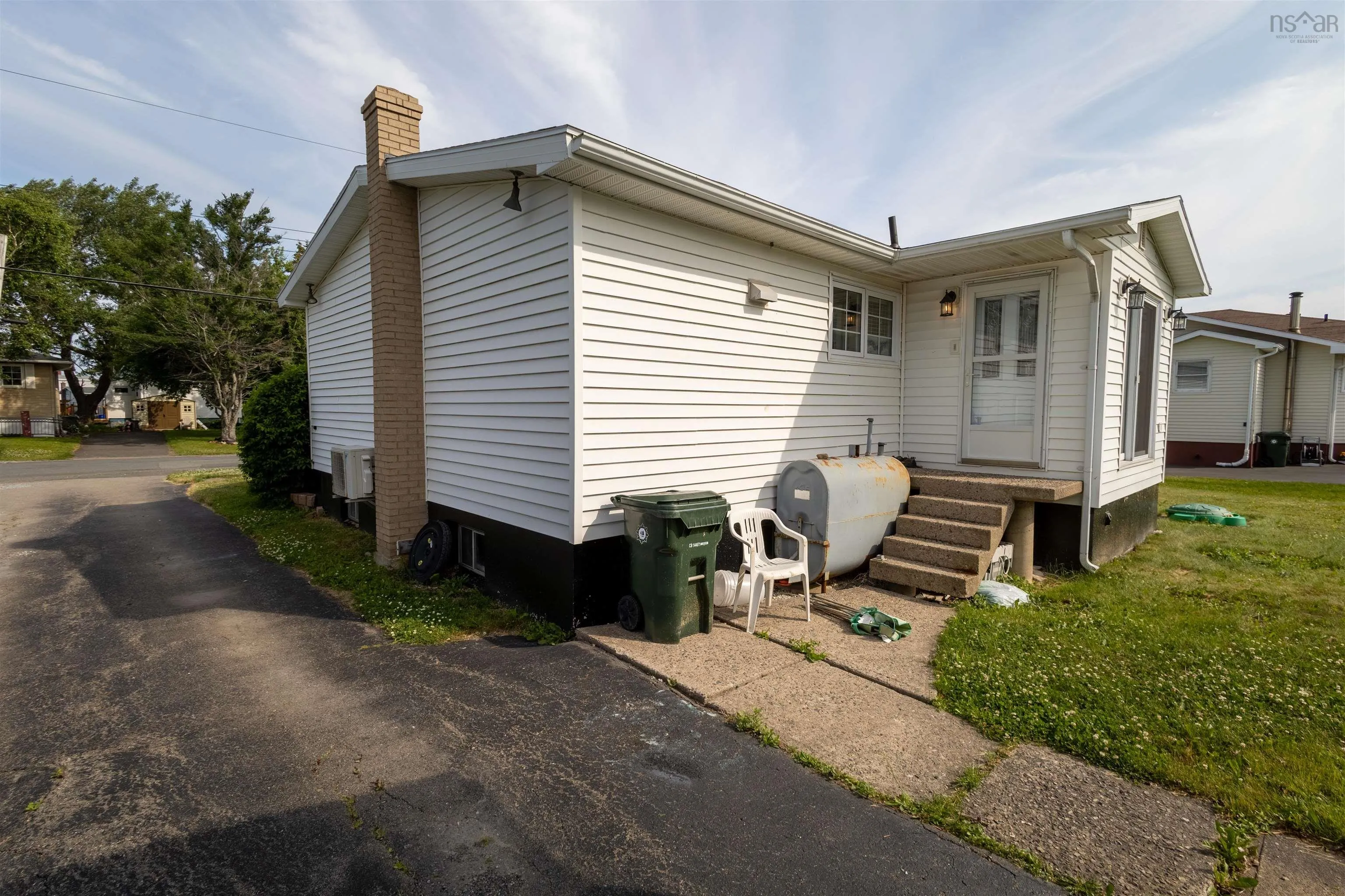 116 Brookland Street, Glace Bay, NS B1A 1B4, 2 Bedrooms Bedrooms, ,1 BathroomBathrooms,Residential,For Sale,Brookland,202519518