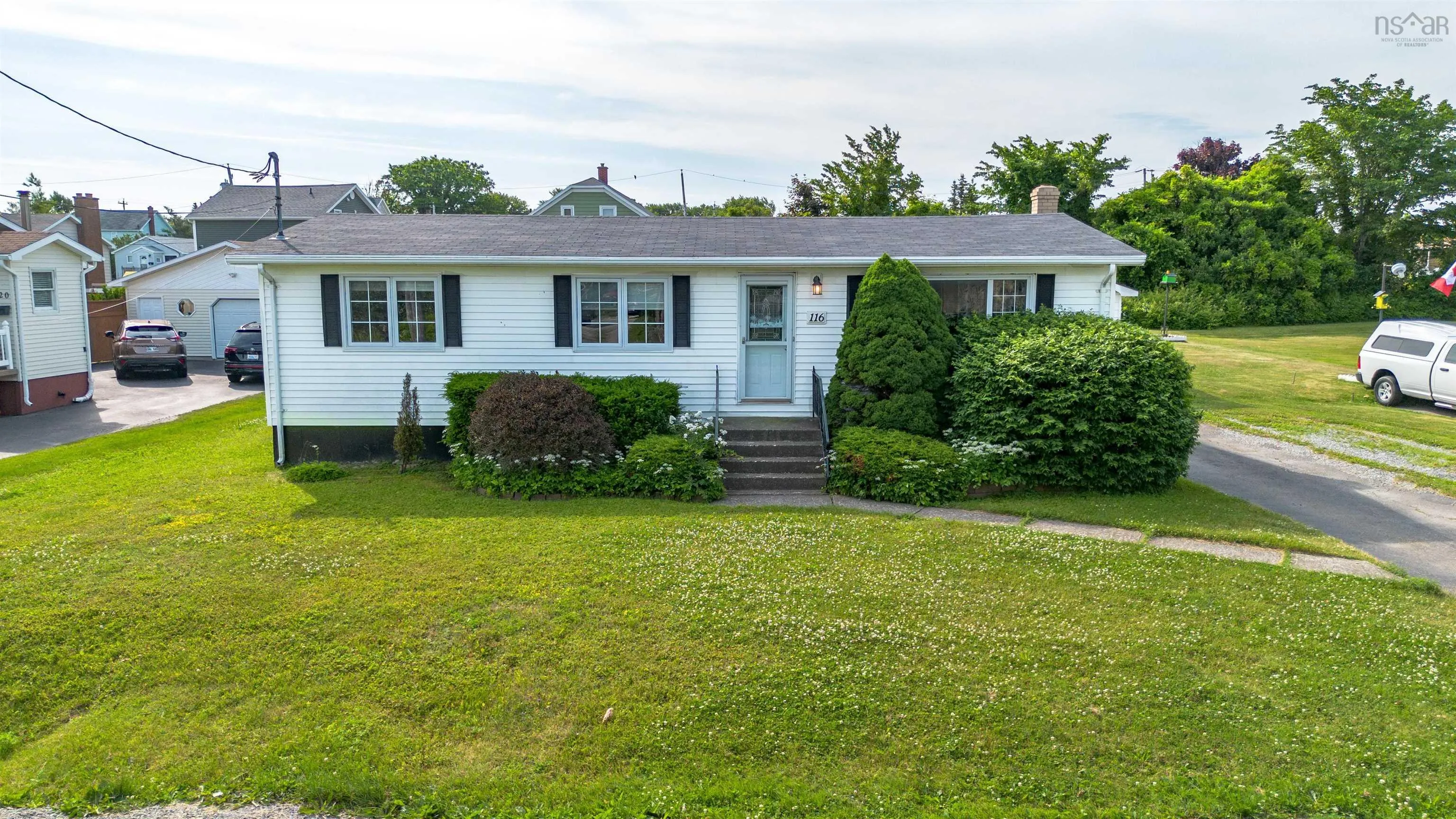116 Brookland Street, Glace Bay, NS B1A 1B4, 2 Bedrooms Bedrooms, ,1 BathroomBathrooms,Residential,For Sale,Brookland,202519518