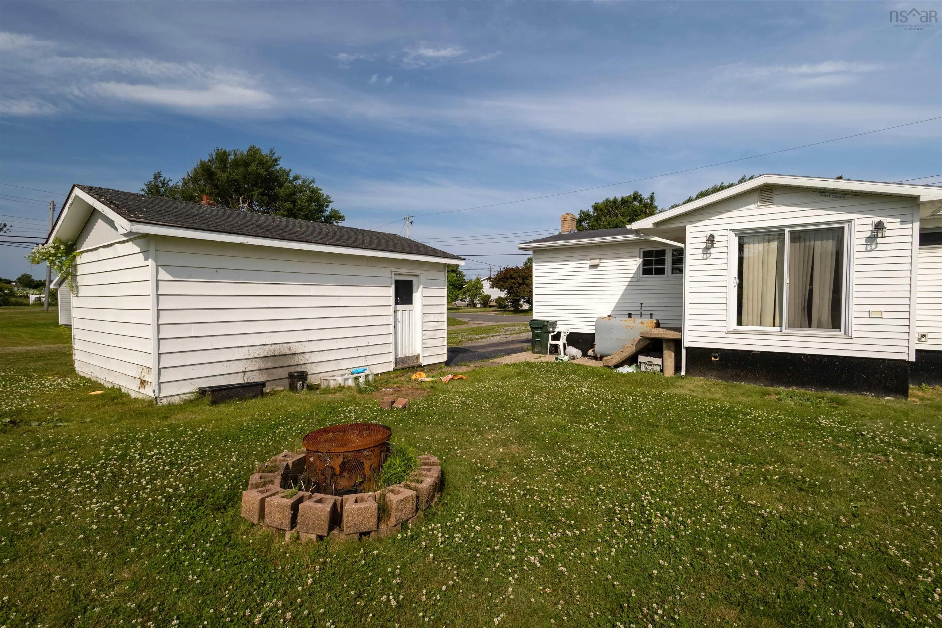 116 Brookland Street, Glace Bay, NS B1A 1B4, 2 Bedrooms Bedrooms, ,1 BathroomBathrooms,Residential,For Sale,Brookland,202519518