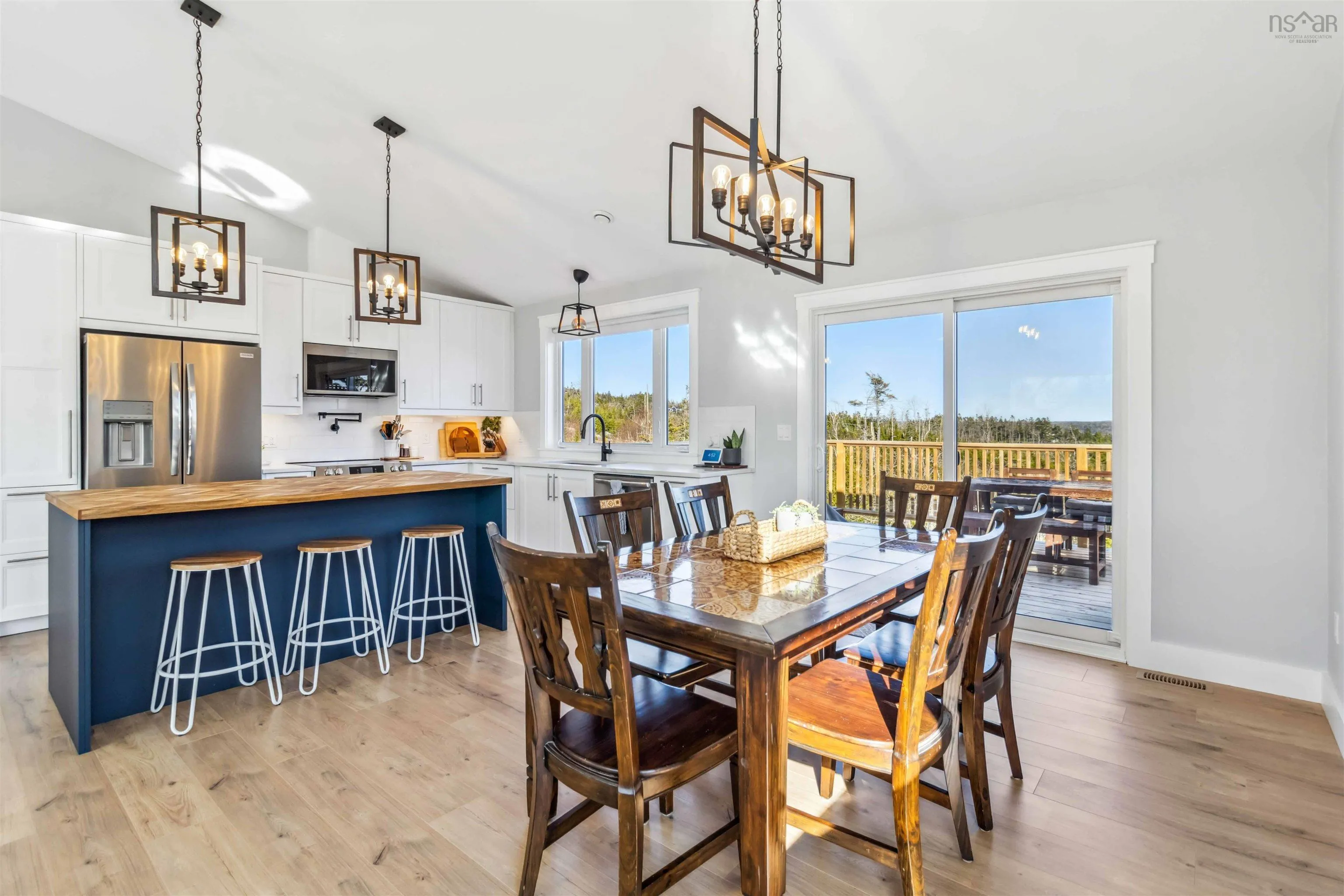 35 Maggies Landing, Boutiliers Point, NS B3Z 4L3, 4 Bedrooms Bedrooms, ,3 BathroomsBathrooms,Residential,For Sale,Maggies,202522779