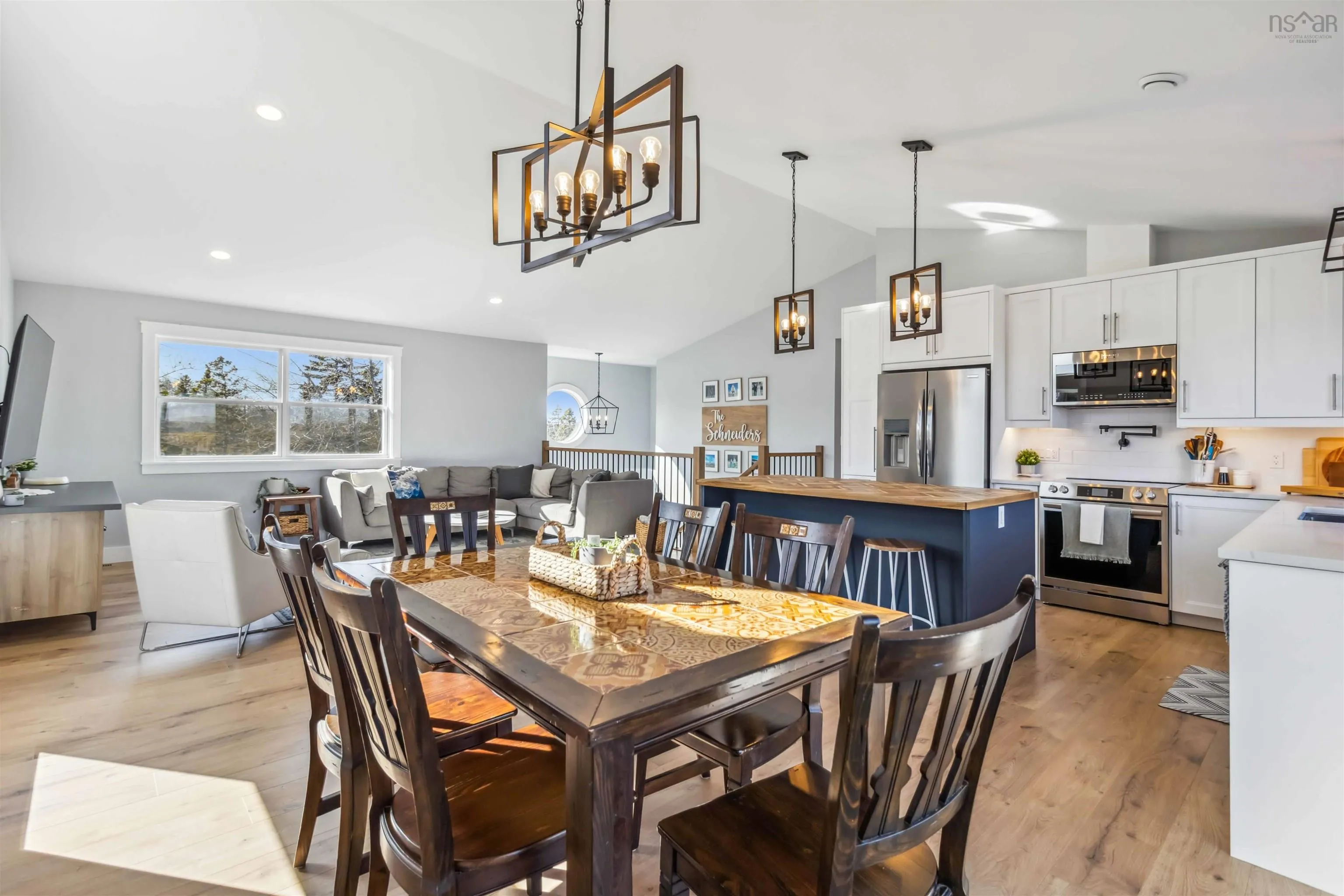 35 Maggies Landing, Boutiliers Point, NS B3Z 4L3, 4 Bedrooms Bedrooms, ,3 BathroomsBathrooms,Residential,For Sale,Maggies,202522779