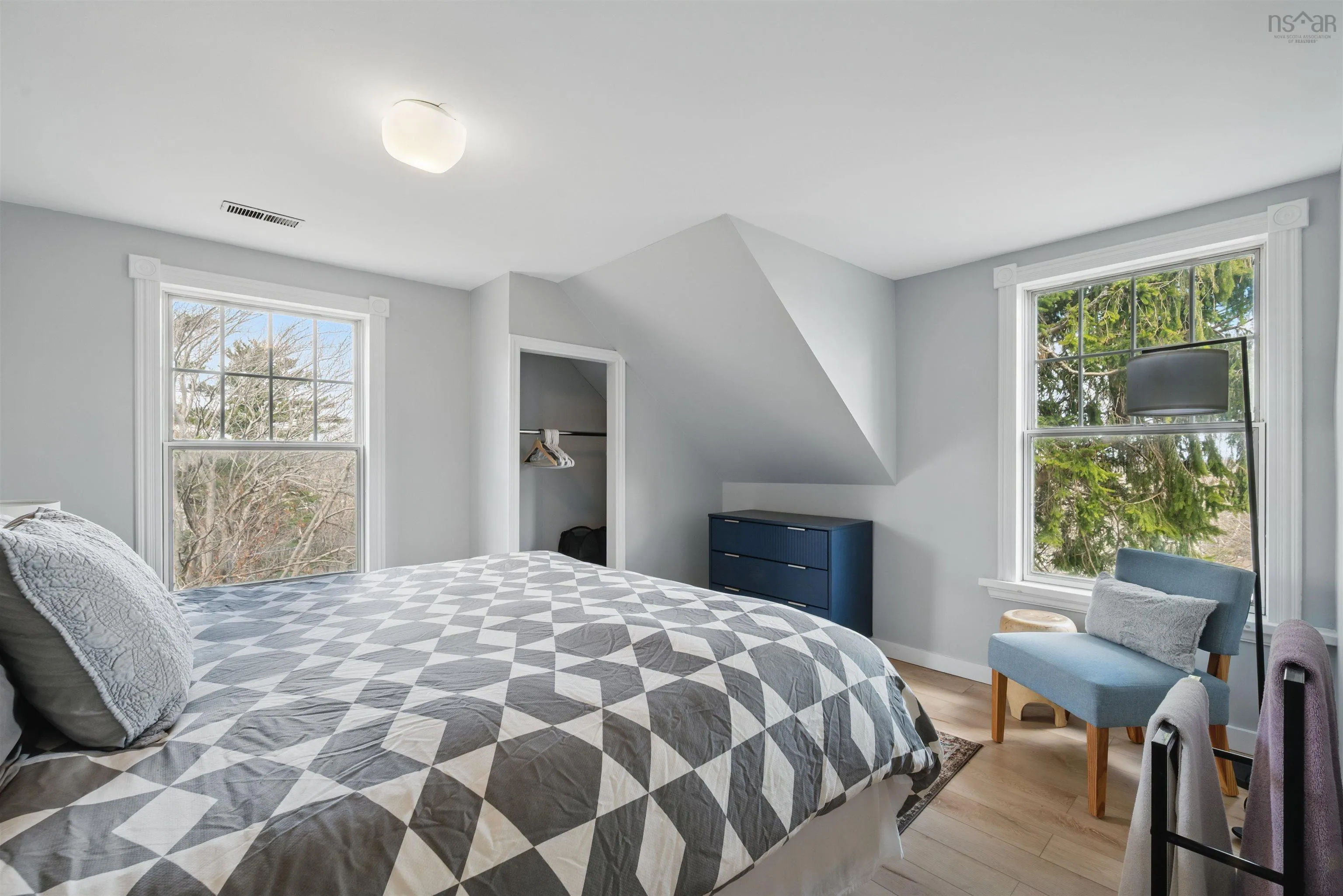 54 Parkhill Road, Halifax Ns B3p 1r5, 3 Bedrooms Bedrooms, ,2 BathroomsBathrooms,Residential,For Sale,Parkhill,202508971