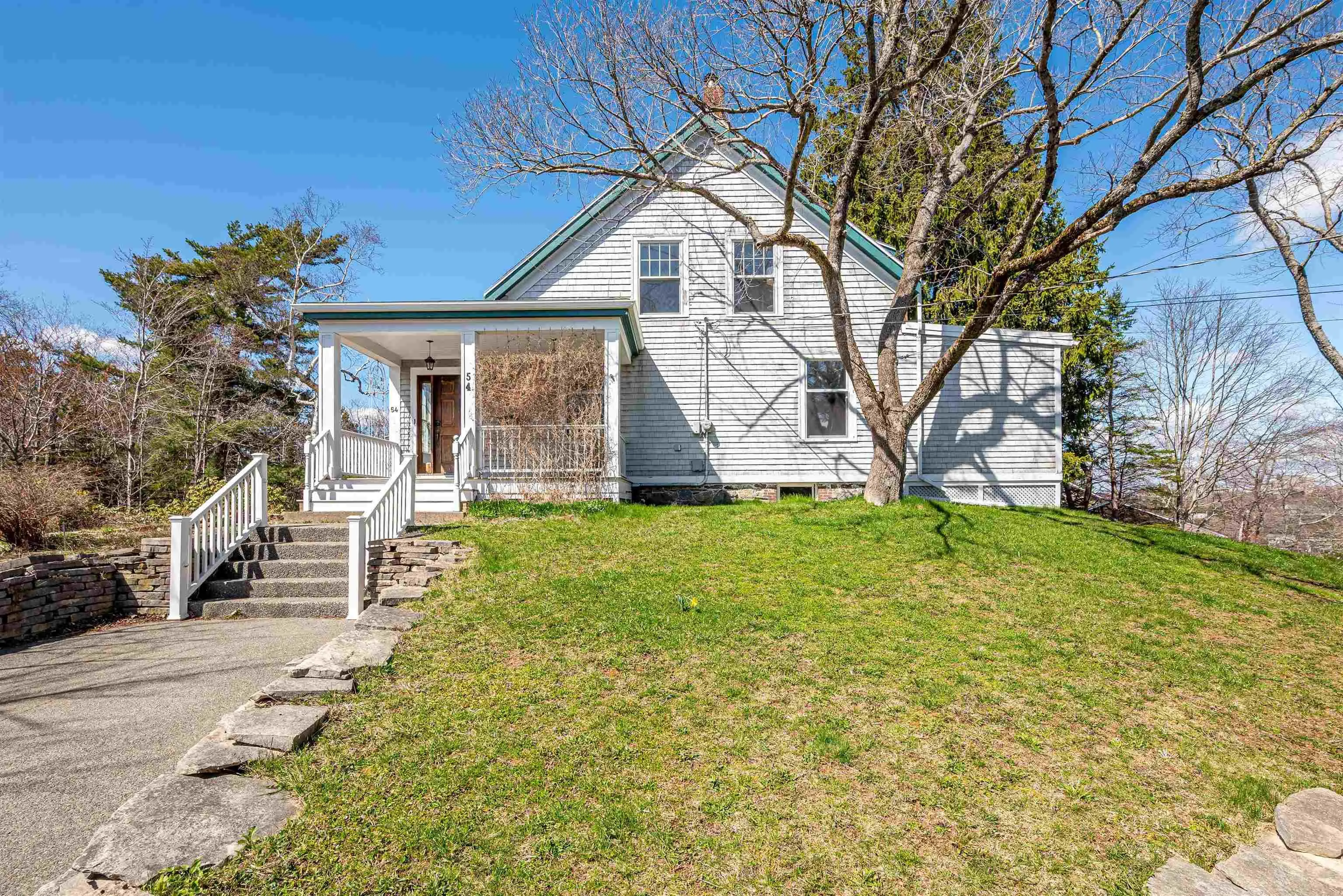 54 Parkhill Road, Halifax Ns B3p 1r5, 3 Bedrooms Bedrooms, ,2 BathroomsBathrooms,Residential,For Sale,Parkhill,202508971