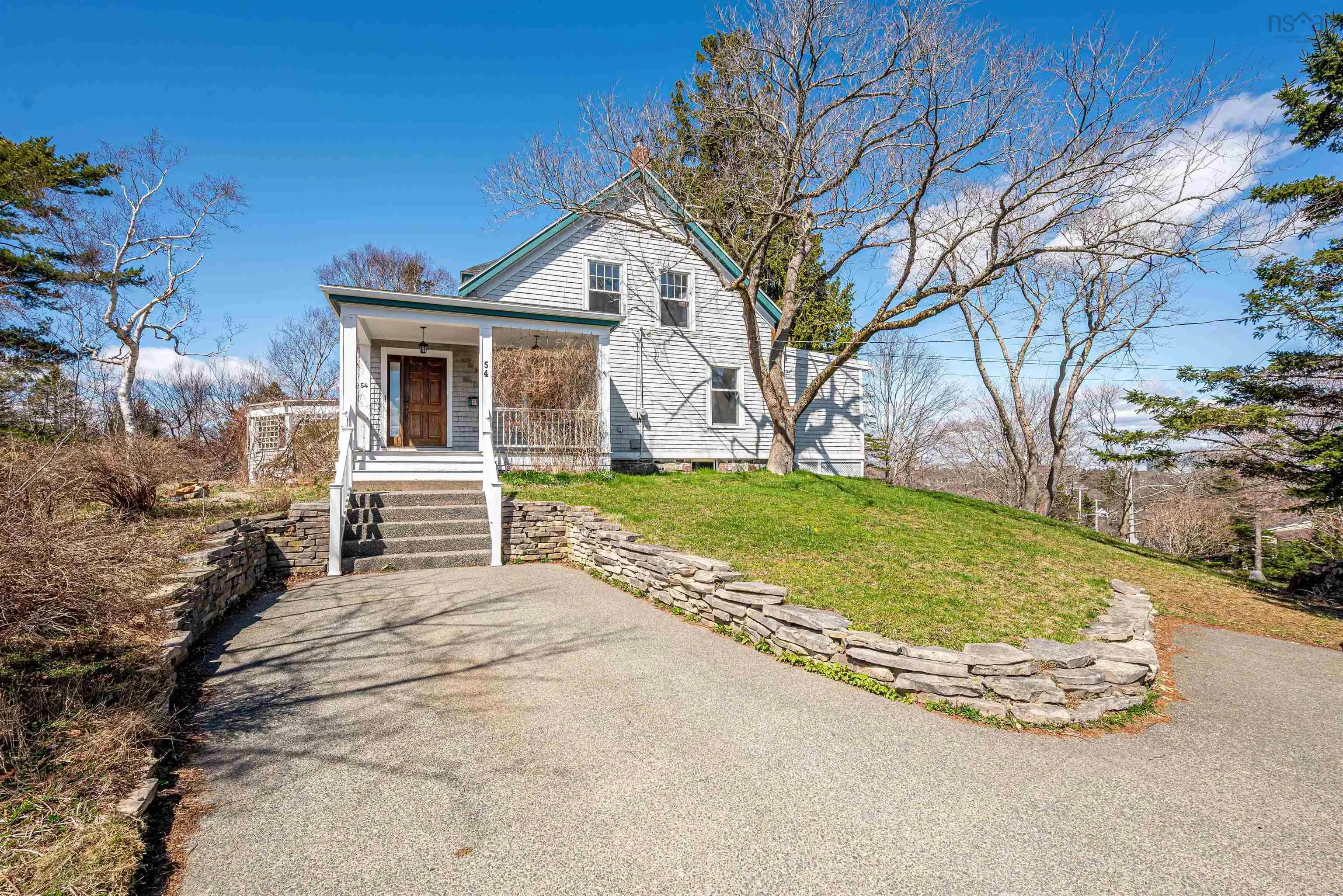 54 Parkhill Road, Halifax Ns B3p 1r5, 3 Bedrooms Bedrooms, ,2 BathroomsBathrooms,Residential,For Sale,Parkhill,202508971