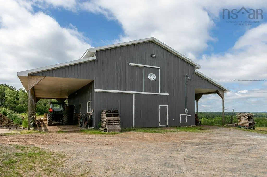 1578 Cooks Brook Road, Cooks Brook, NS B0N 2H0, 3 Bedrooms Bedrooms, ,3 BathroomsBathrooms,Farm,For Sale,Cooks Brook,202524850