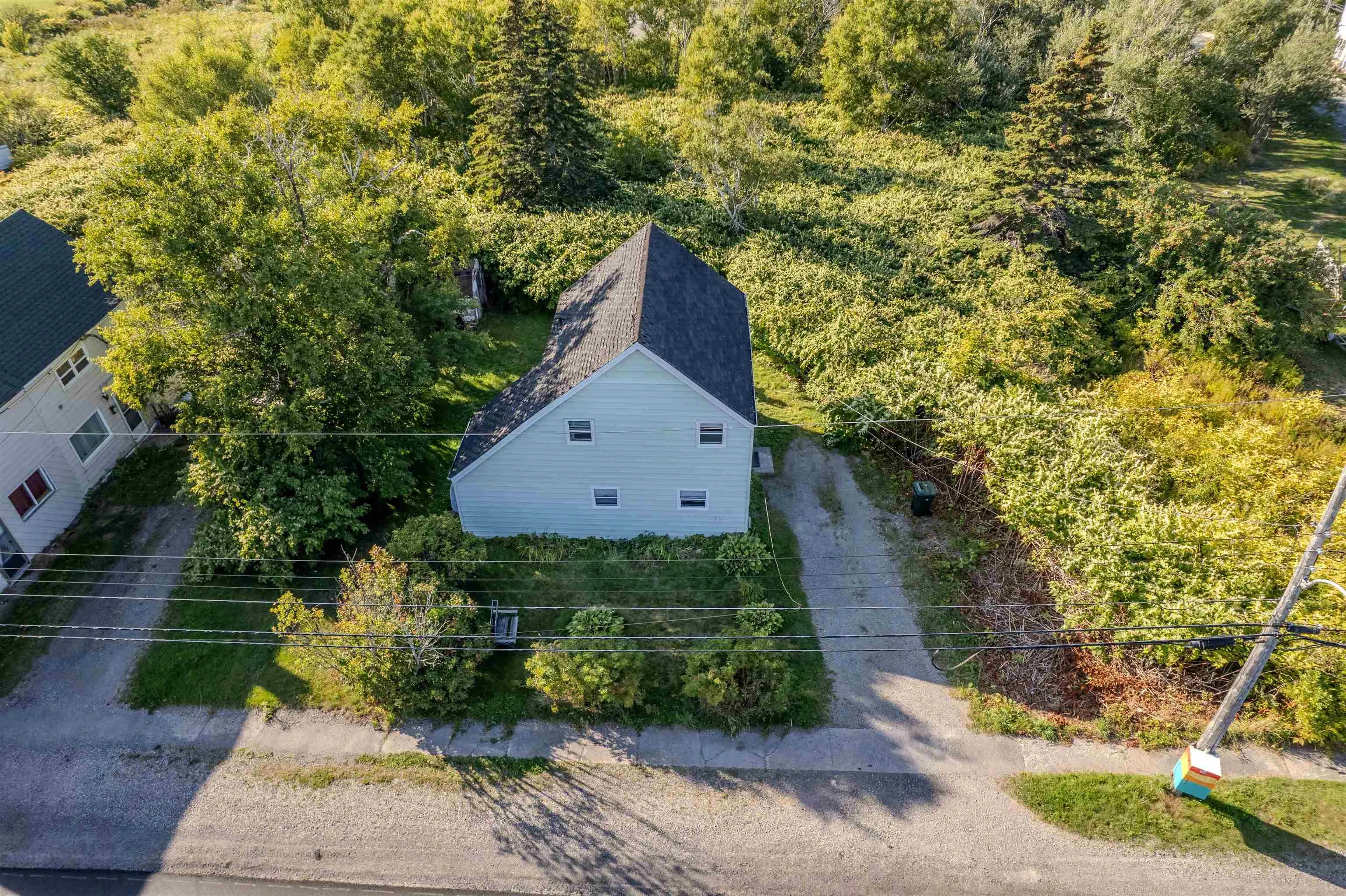 86 School Street, Glace Bay, NS B1A 1J4, 2 Bedrooms Bedrooms, ,1 BathroomBathrooms,Residential,For Sale,School,202522500
