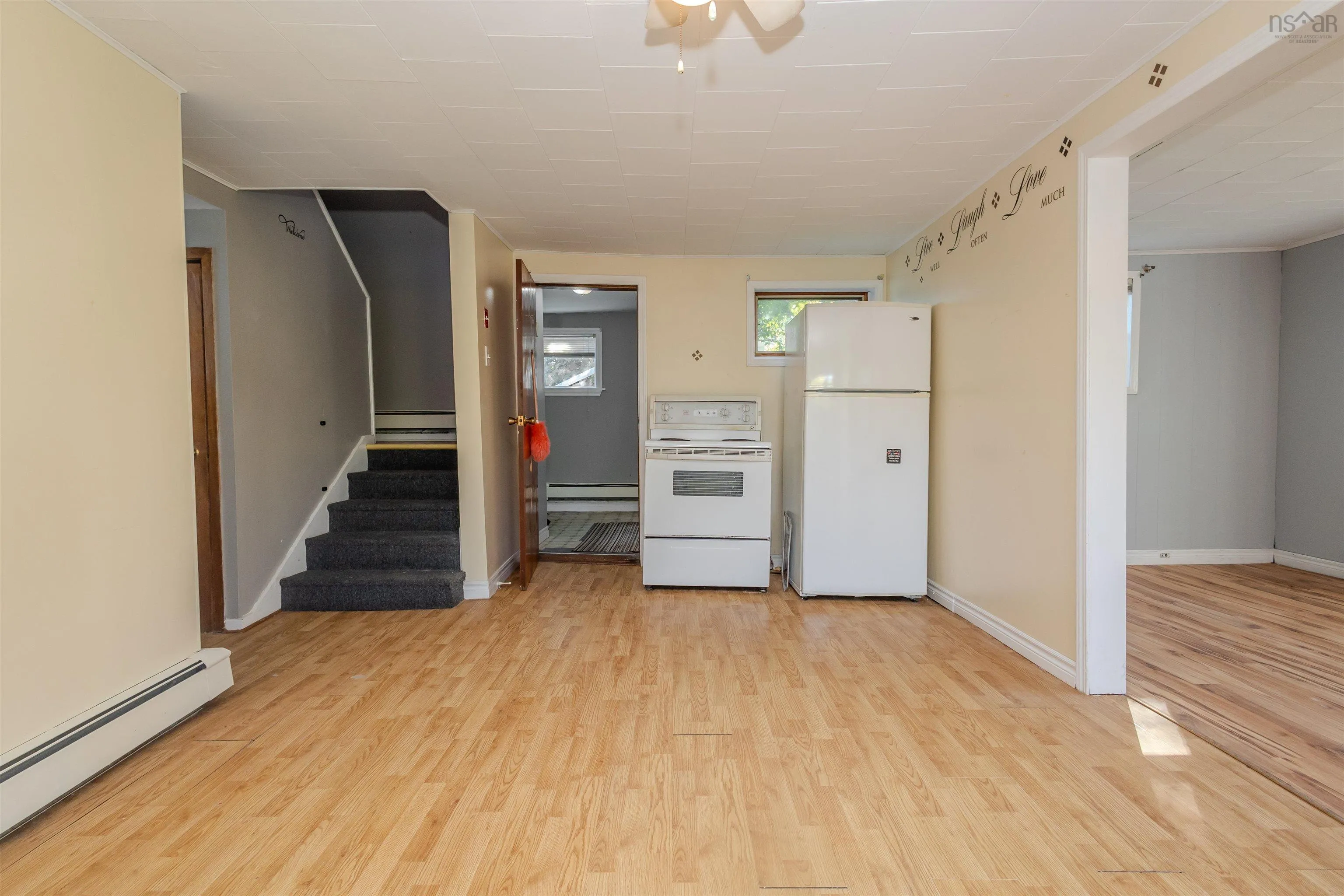 86 School Street, Glace Bay, NS B1A 1J4, 2 Bedrooms Bedrooms, ,1 BathroomBathrooms,Residential,For Sale,School,202522500