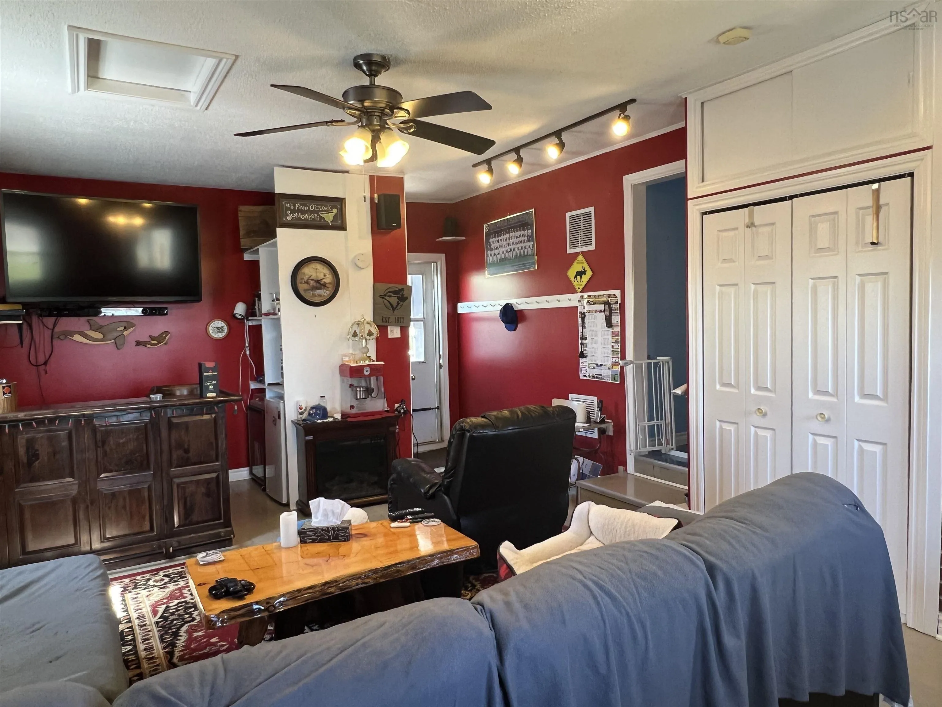 1951 Frasers Mountain Road, Frasers Mountain, NS B2H 5C4, 3 Bedrooms Bedrooms, ,2 BathroomsBathrooms,Residential,For Sale,Frasers Mountain,202511513