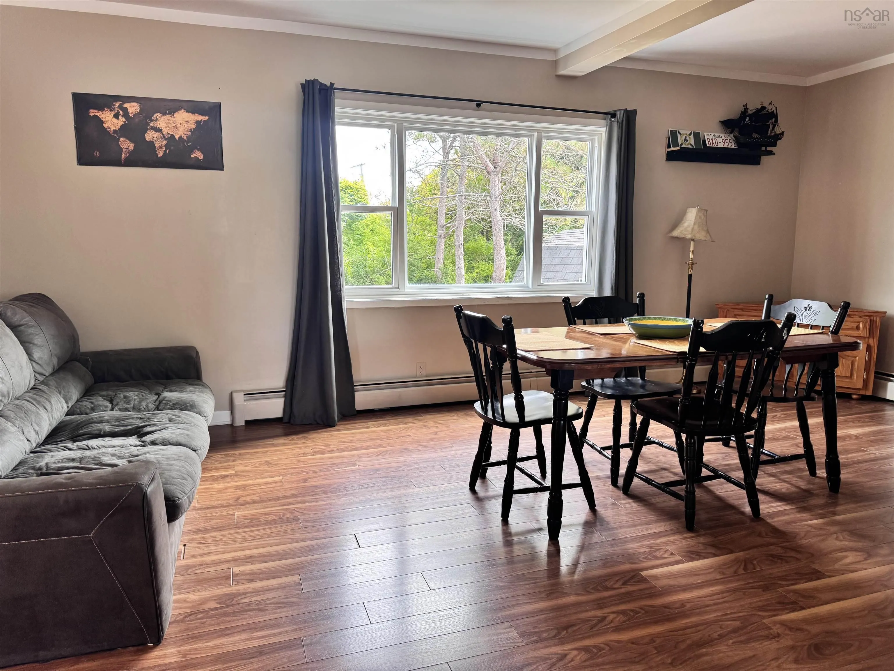319 York Street, Glace Bay, NS B1A 2M6, 3 Bedrooms Bedrooms, ,2 BathroomsBathrooms,Residential,For Sale,York,202519519