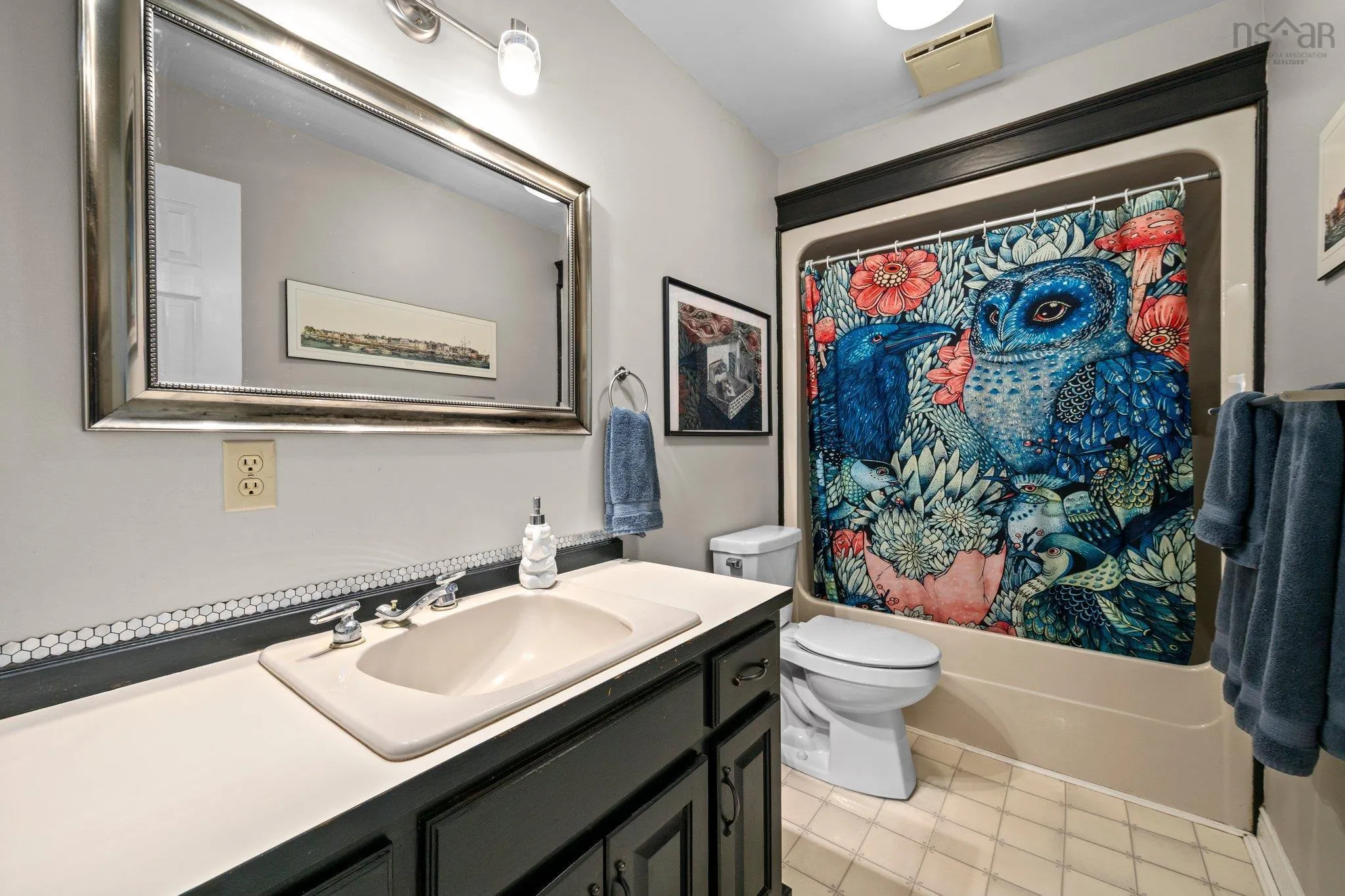 2 Frederick Avenue, Lakelands, NS B0N 1Z0, 4 Bedrooms Bedrooms, ,3 BathroomsBathrooms,Residential,For Sale,Frederick,202518984