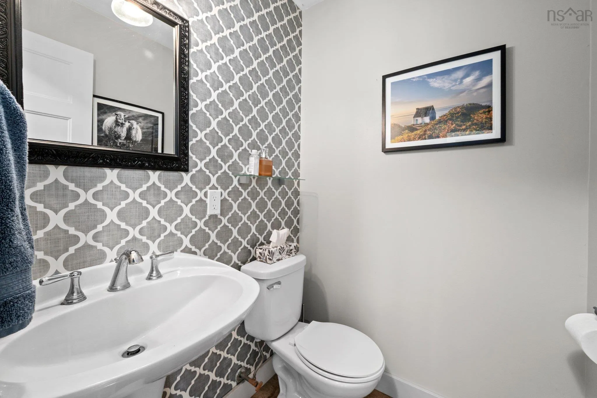 2 Frederick Avenue, Lakelands, NS B0N 1Z0, 4 Bedrooms Bedrooms, ,3 BathroomsBathrooms,Residential,For Sale,Frederick,202518984