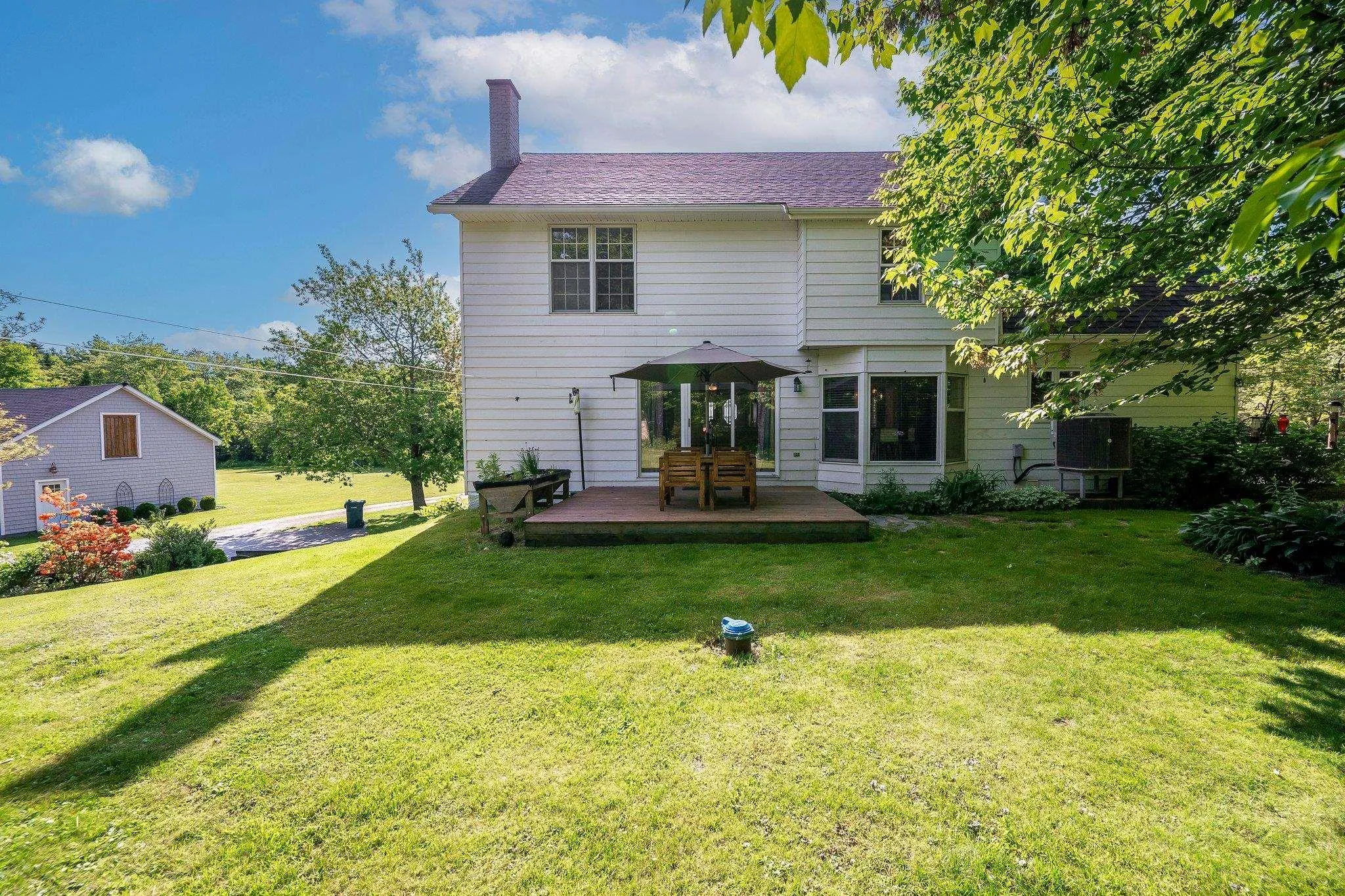 2 Frederick Avenue, Lakelands, NS B0N 1Z0, 4 Bedrooms Bedrooms, ,3 BathroomsBathrooms,Residential,For Sale,Frederick,202518984