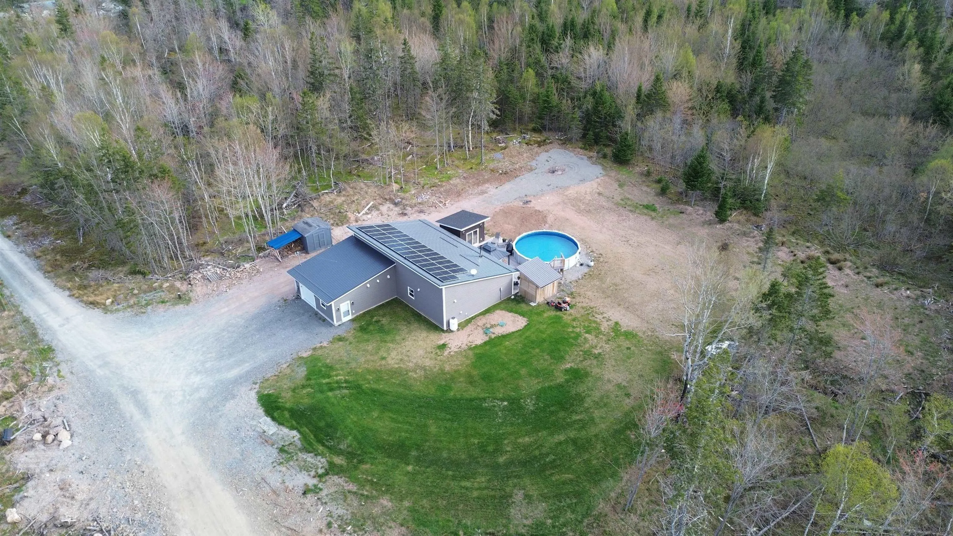 152 Beaton Road, Coxheath, NS B1L 1A9, 3 Bedrooms Bedrooms, ,2 BathroomsBathrooms,Residential,For Sale,Beaton,202511430