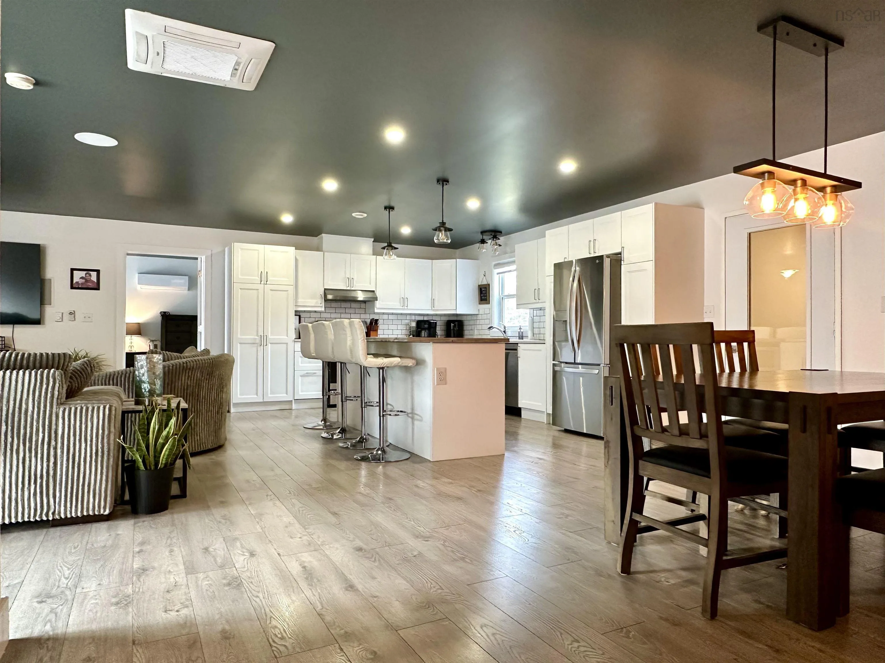 152 Beaton Road, Coxheath, NS B1L 1A9, 3 Bedrooms Bedrooms, ,2 BathroomsBathrooms,Residential,For Sale,Beaton,202511430
