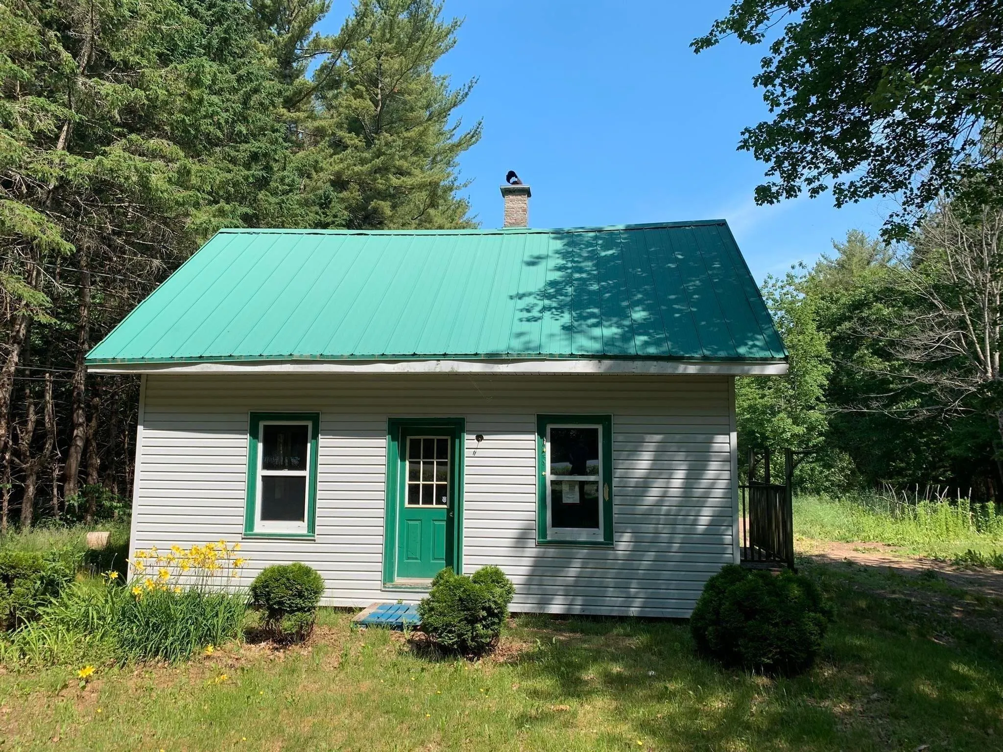 4059 1 Highway, South Berwick, NS B0P 1E0, 3 Bedrooms Bedrooms, ,2 BathroomsBathrooms,Residential,For Sale,1,202520798