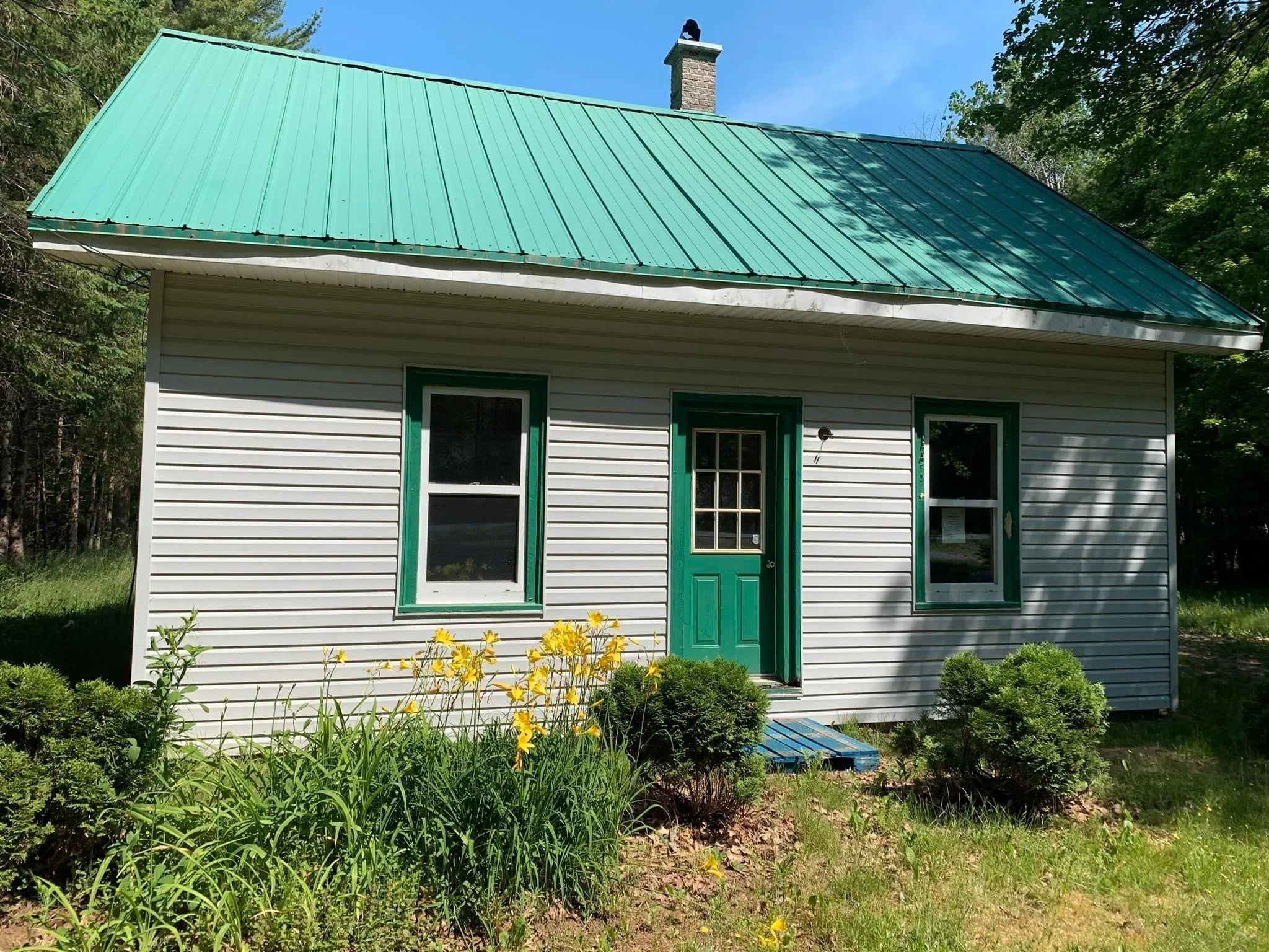 4059 1 Highway, South Berwick, NS B0P 1E0, 3 Bedrooms Bedrooms, ,2 BathroomsBathrooms,Residential,For Sale,1,202520798