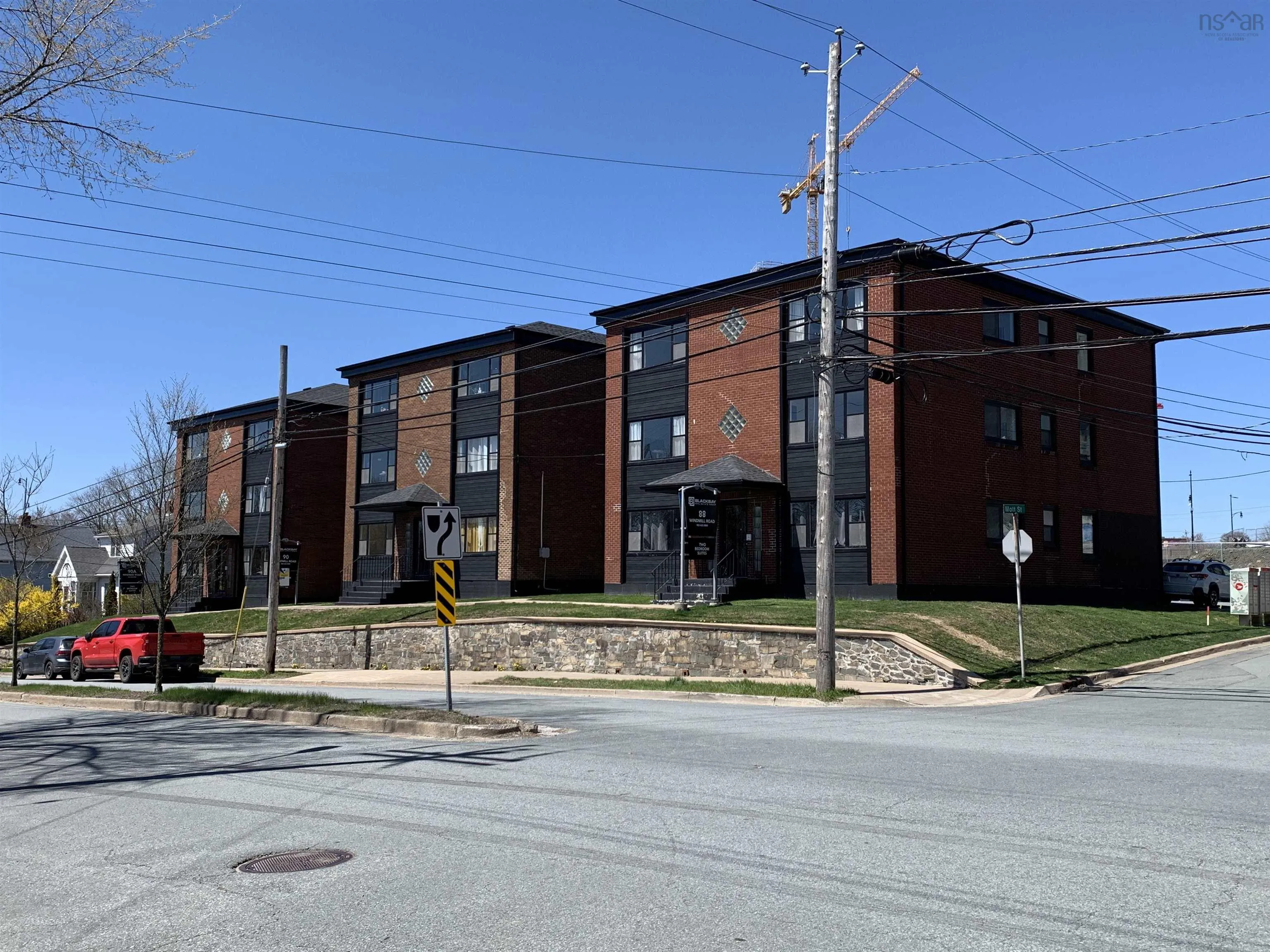 88, 90, 90a Windmill Road, Dartmouth Ns B3a 1c7, 36 Bedrooms Bedrooms, ,Residential Income,For Sale,Windmill,202504658