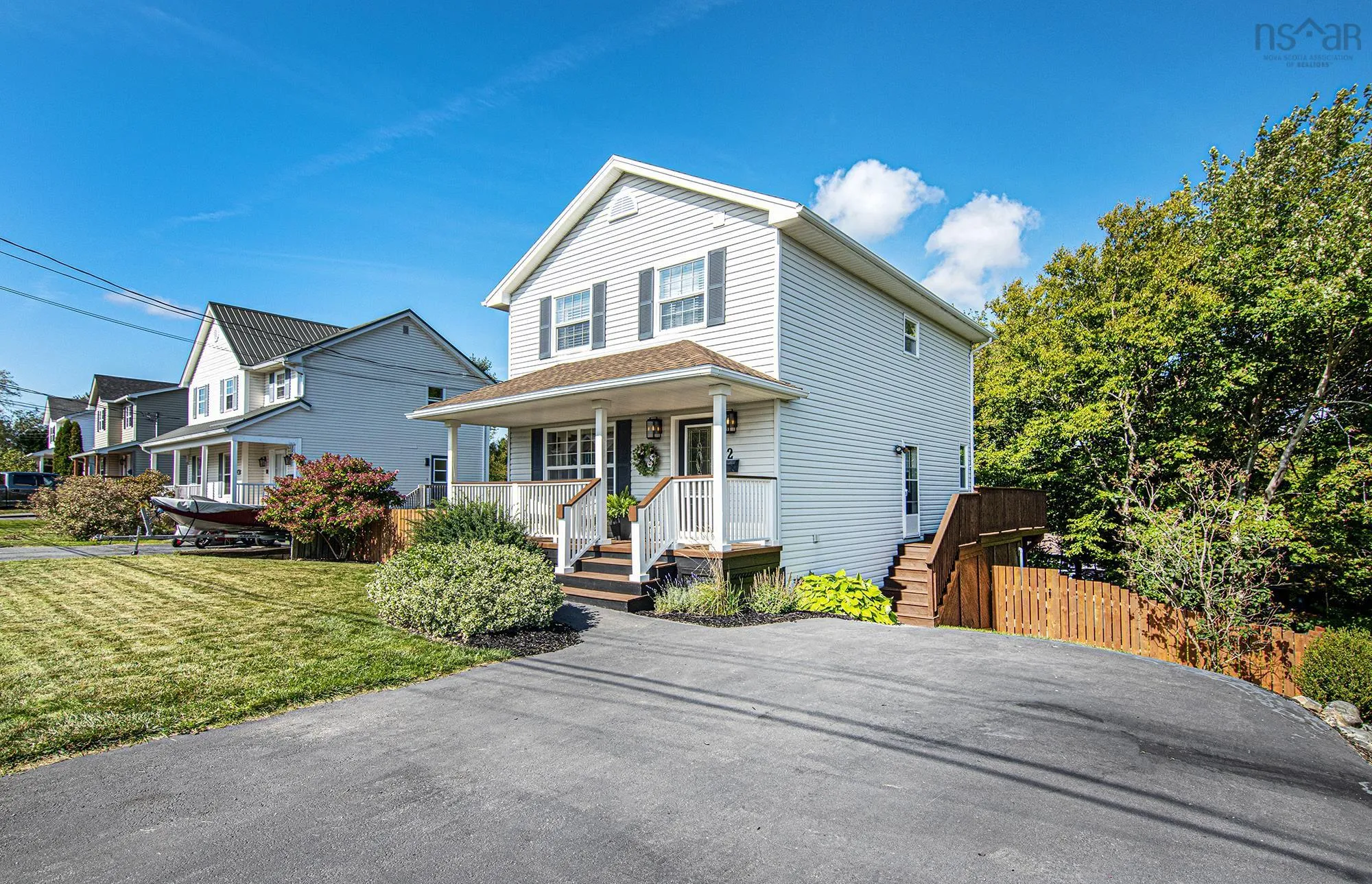 32 Auburn Drive, Dartmouth, NS B2W 3S6, 3 Bedrooms Bedrooms, ,3 BathroomsBathrooms,Residential,For Sale,Auburn,202524833