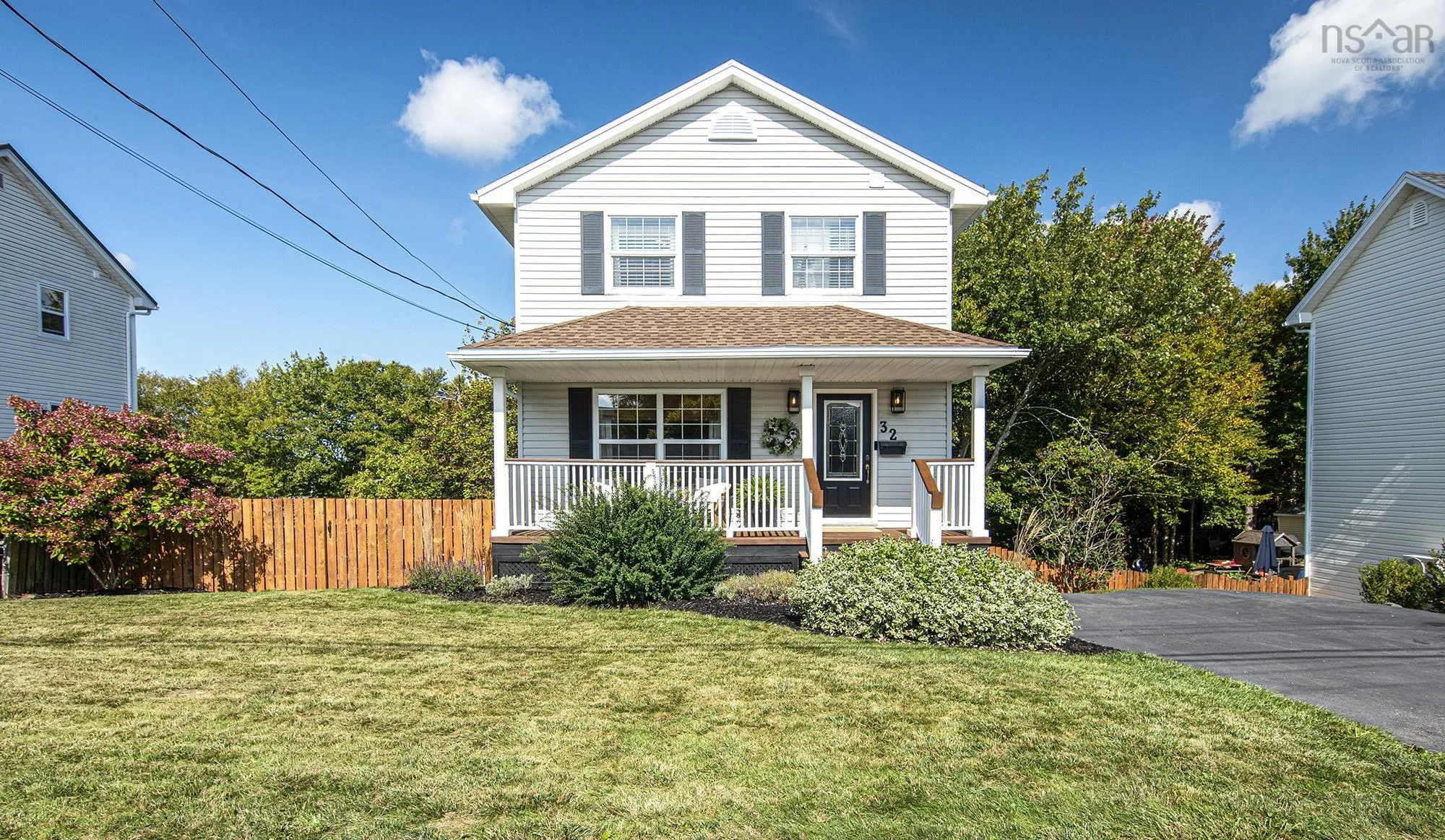 32 Auburn Drive, Dartmouth, NS B2W 3S6, 3 Bedrooms Bedrooms, ,3 BathroomsBathrooms,Residential,For Sale,Auburn,202524833