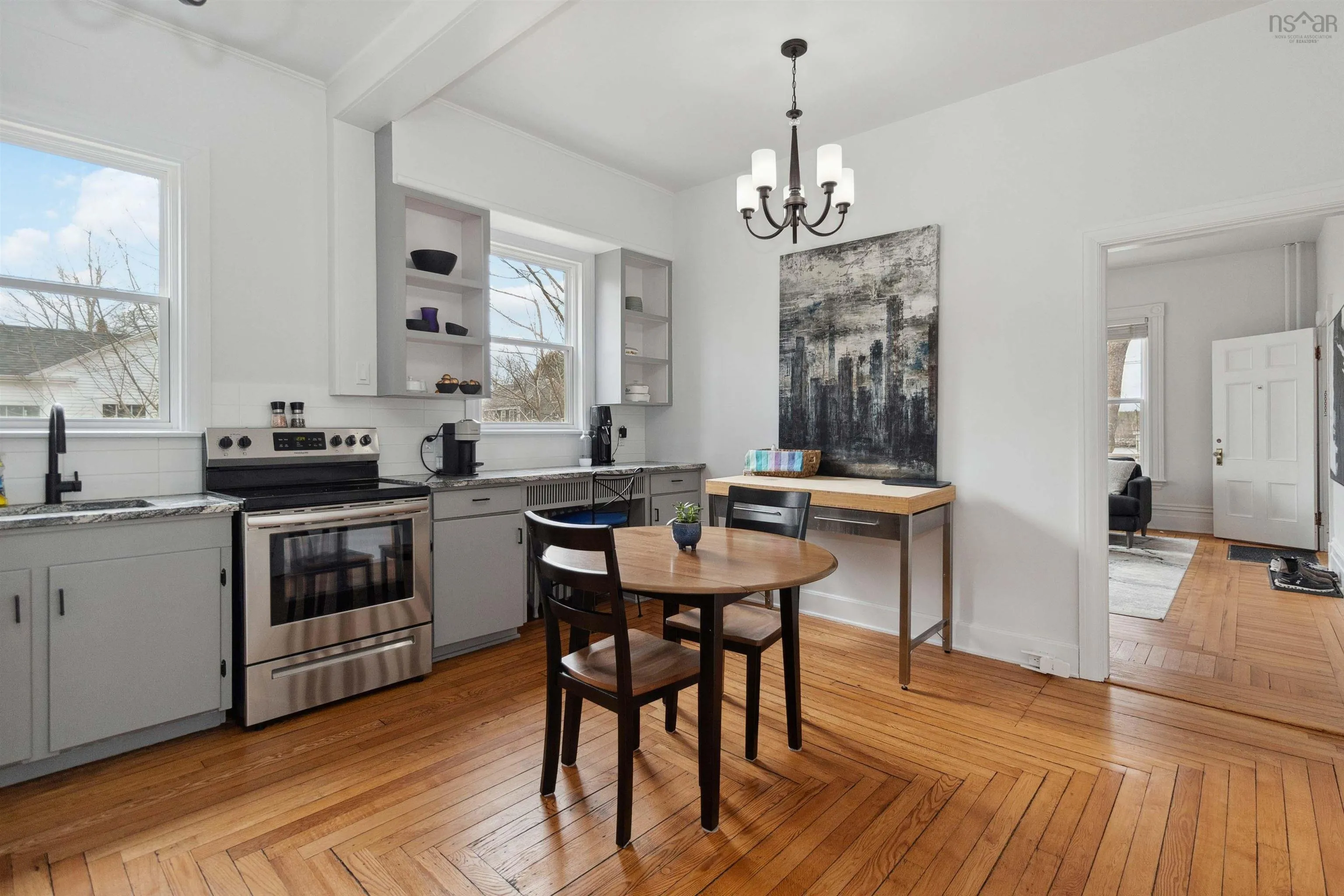 31 Main Street, Liverpool Ns B0t 1k0, 5 Bedrooms Bedrooms, ,4 BathroomsBathrooms,Residential,For Sale,Main,202506613