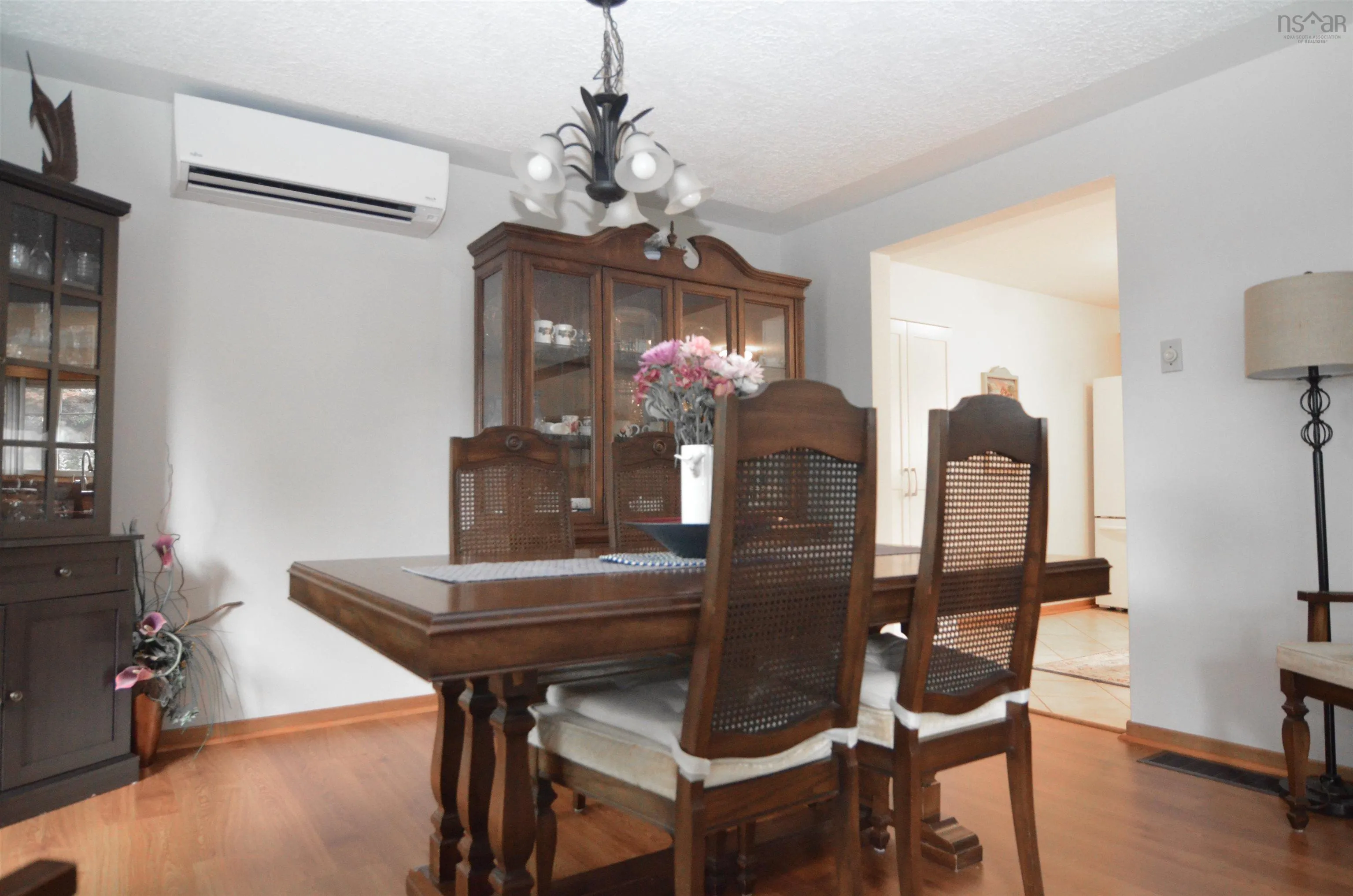 32 Tremont Street, Dartmouth, NS B2Y 1X2, 4 Bedrooms Bedrooms, ,2 BathroomsBathrooms,Residential,For Sale,Tremont,202521465