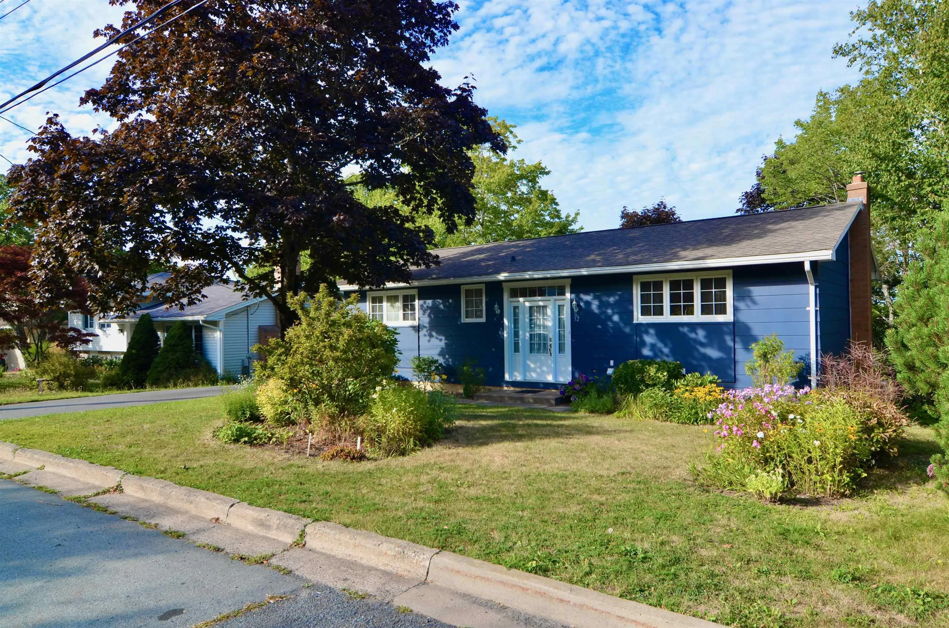 32 Tremont Street, Dartmouth, NS B2Y 1X2, 4 Bedrooms Bedrooms, ,2 BathroomsBathrooms,Residential,For Sale,Tremont,202521465