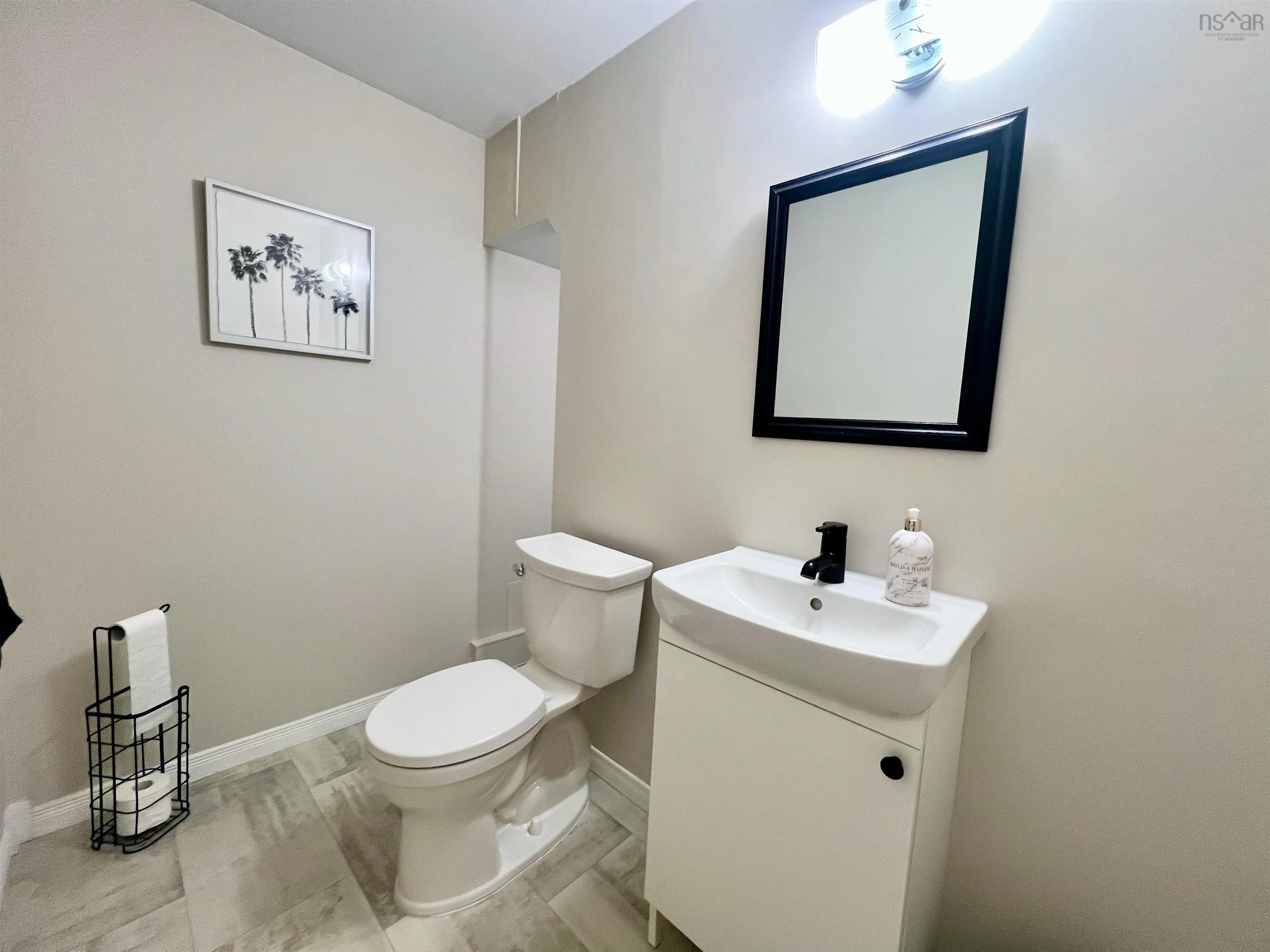 32 Tremont Street, Dartmouth, NS B2Y 1X2, 4 Bedrooms Bedrooms, ,2 BathroomsBathrooms,Residential,For Sale,Tremont,202521465