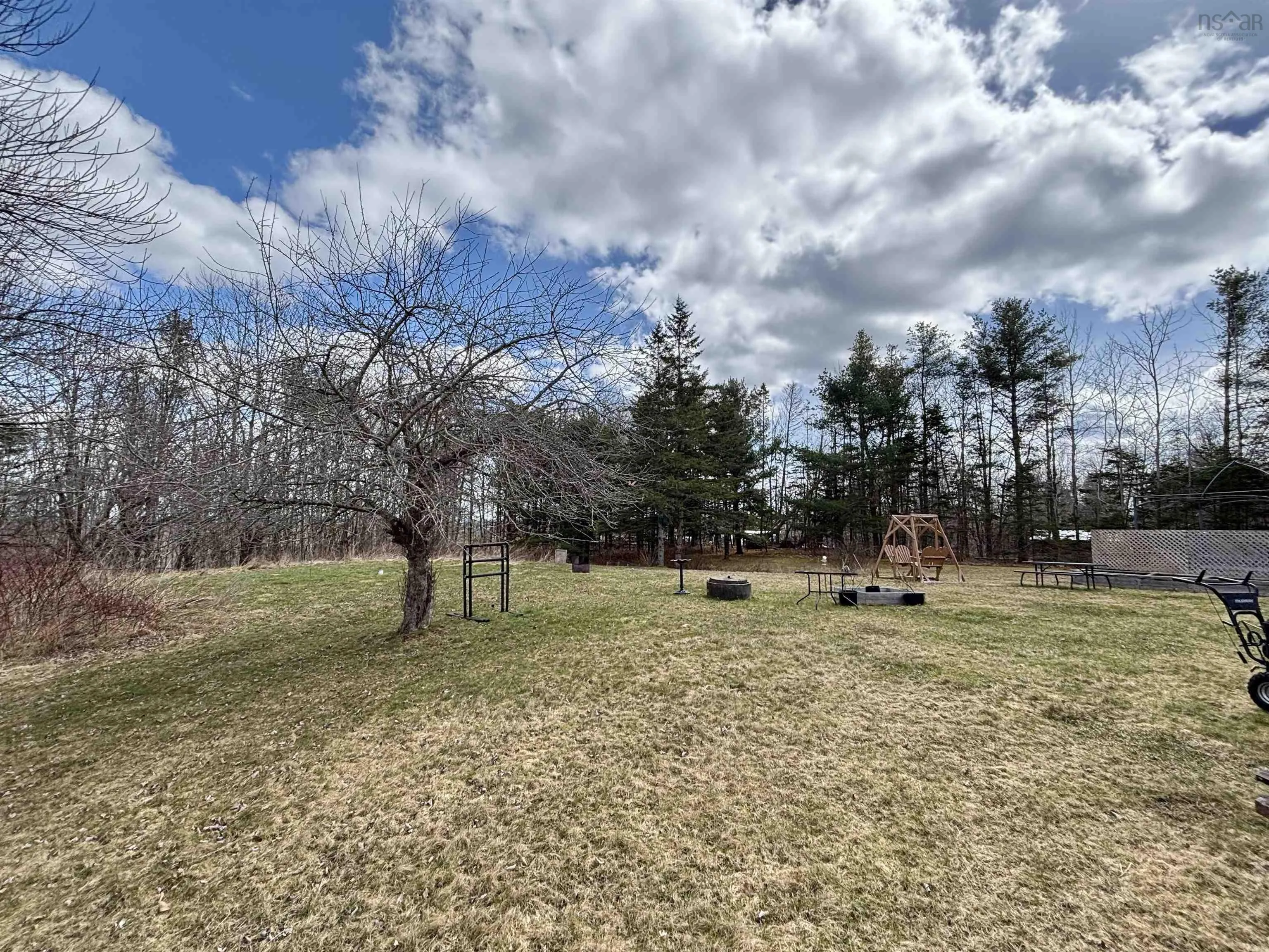 30 Pine Plain Drive, Marriotts Cove Ns B0j 1j0, 5 Bedrooms Bedrooms, ,Residential Income,For Sale,Pine Plain,202508151