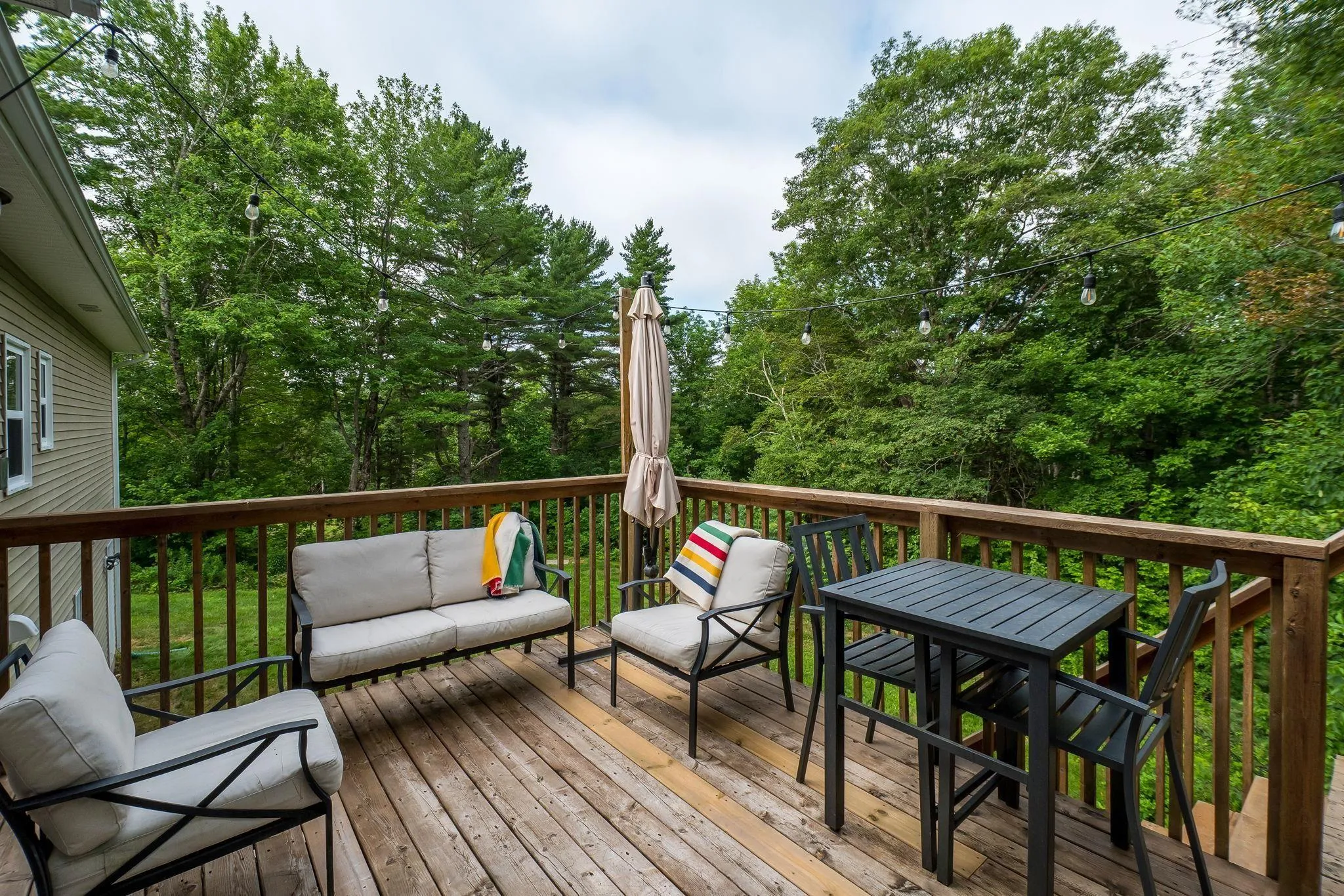 110 Given Drive, Grand Lake, NS B2T 0K1, 4 Bedrooms Bedrooms, ,3 BathroomsBathrooms,Residential,For Sale,Given,202519177
