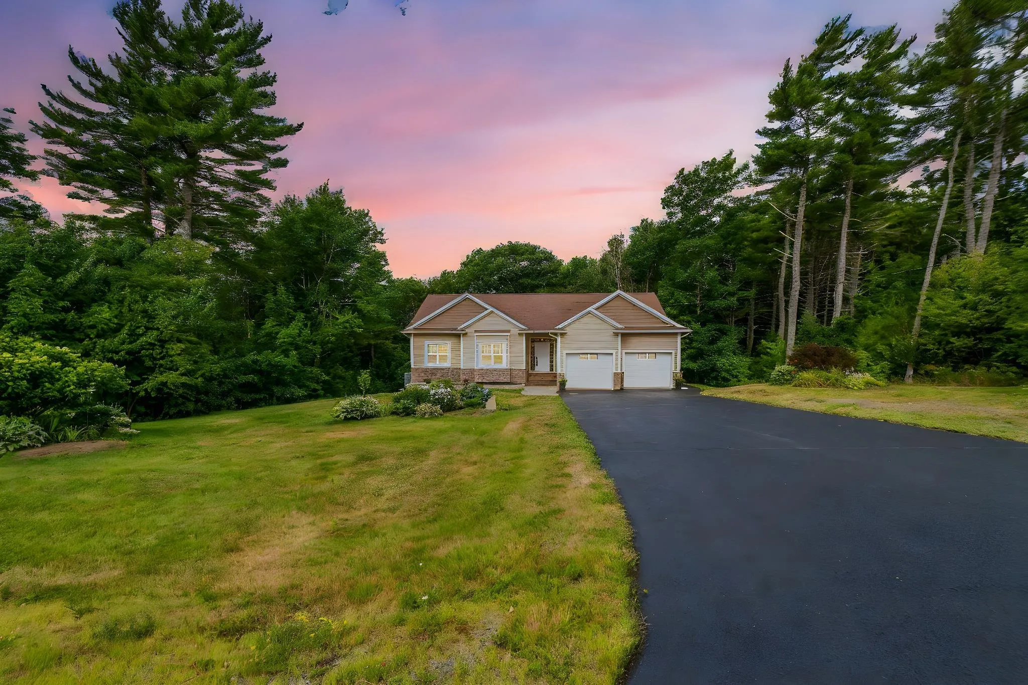 110 Given Drive, Grand Lake, NS B2T 0K1, 4 Bedrooms Bedrooms, ,3 BathroomsBathrooms,Residential,For Sale,Given,202519177