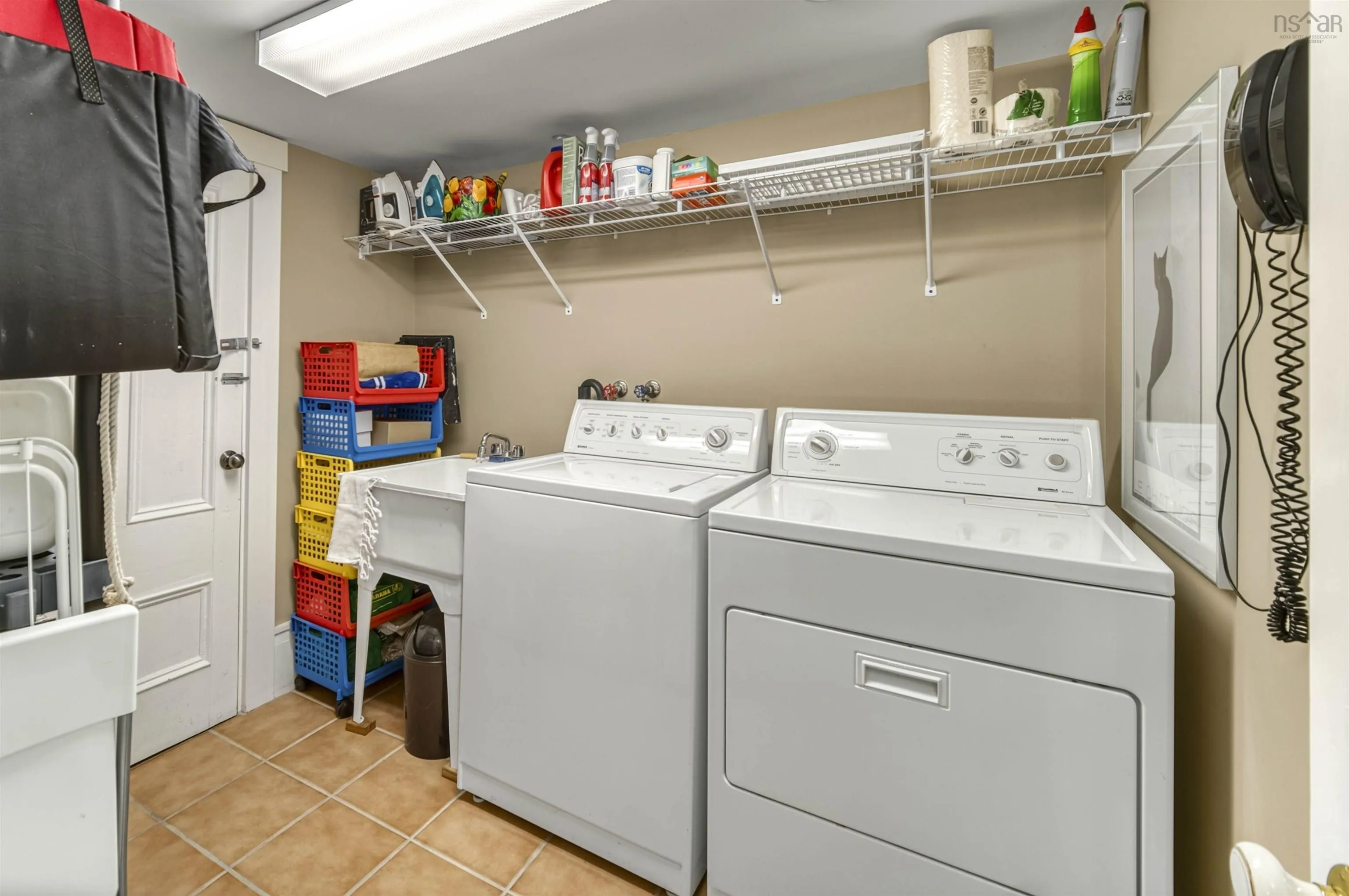 426 Main Street, Mahone Bay, NS B0J 2E0, 3 Bedrooms Bedrooms, ,2 BathroomsBathrooms,Residential,For Sale,Main,202521471