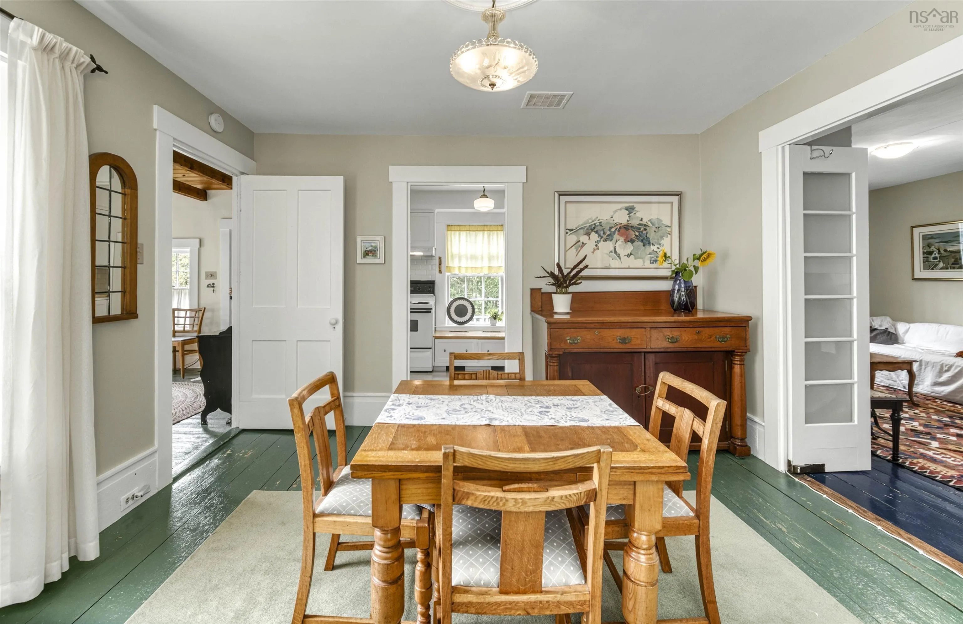 426 Main Street, Mahone Bay, NS B0J 2E0, 3 Bedrooms Bedrooms, ,2 BathroomsBathrooms,Residential,For Sale,Main,202521471