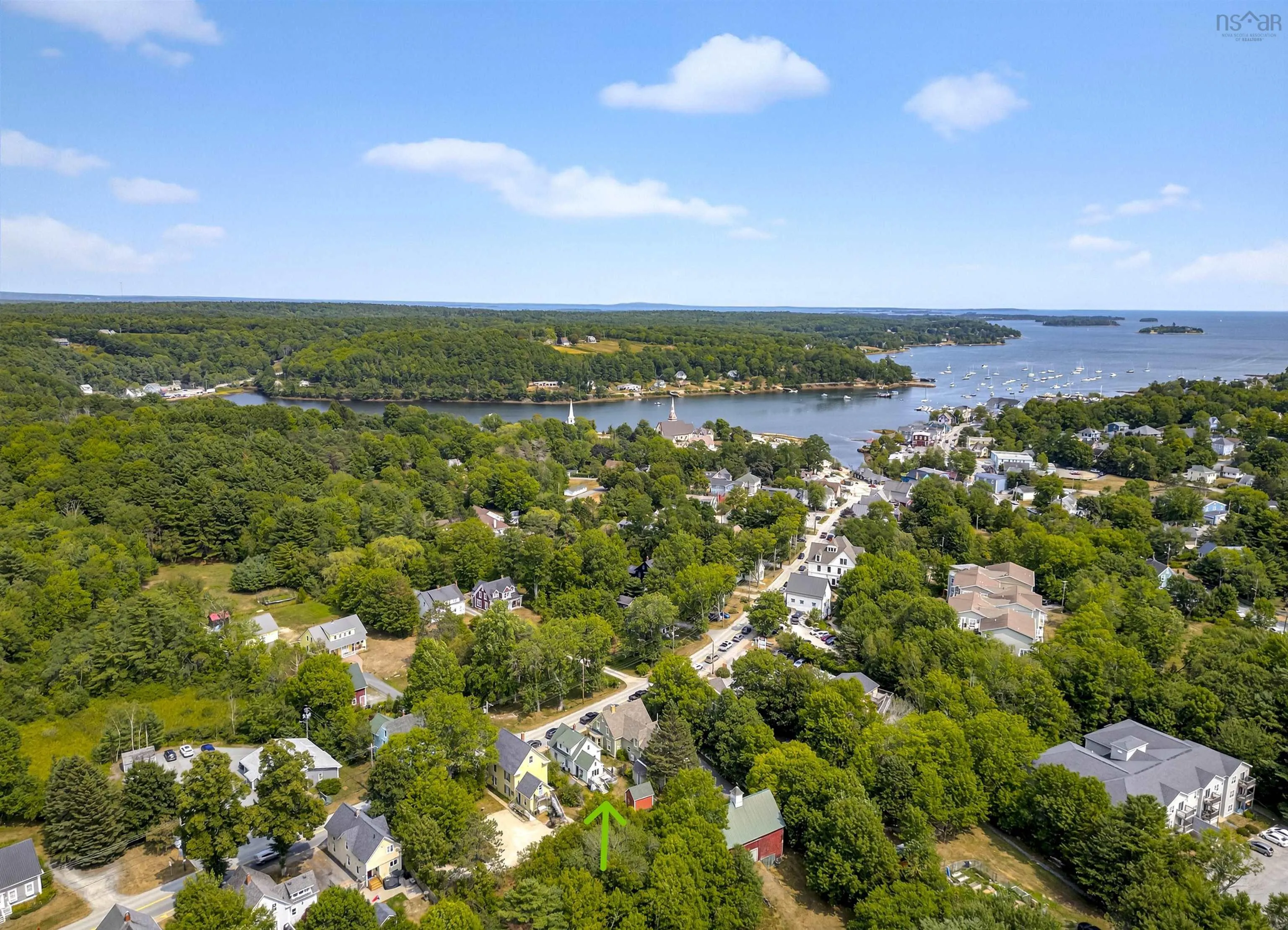 426 Main Street, Mahone Bay, NS B0J 2E0, 3 Bedrooms Bedrooms, ,2 BathroomsBathrooms,Residential,For Sale,Main,202521471