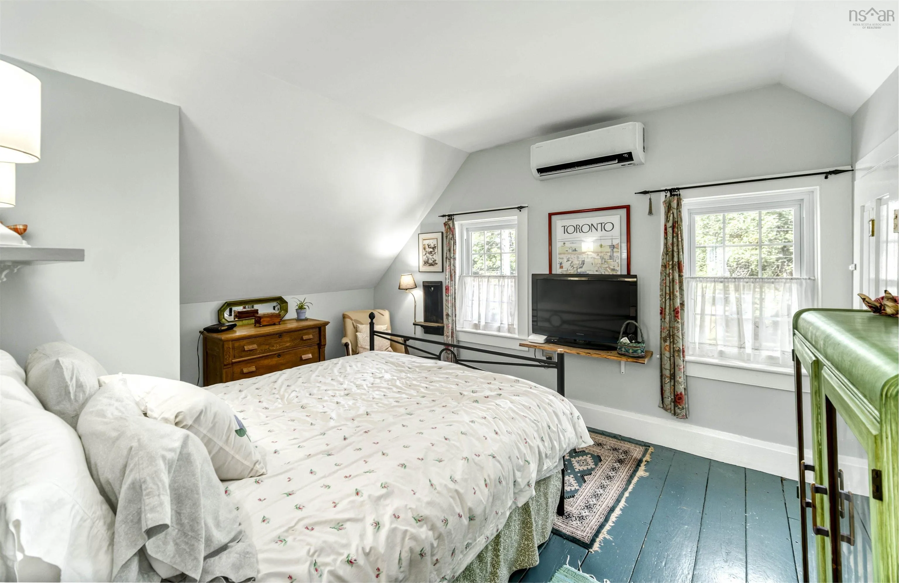 426 Main Street, Mahone Bay, NS B0J 2E0, 3 Bedrooms Bedrooms, ,2 BathroomsBathrooms,Residential,For Sale,Main,202521471