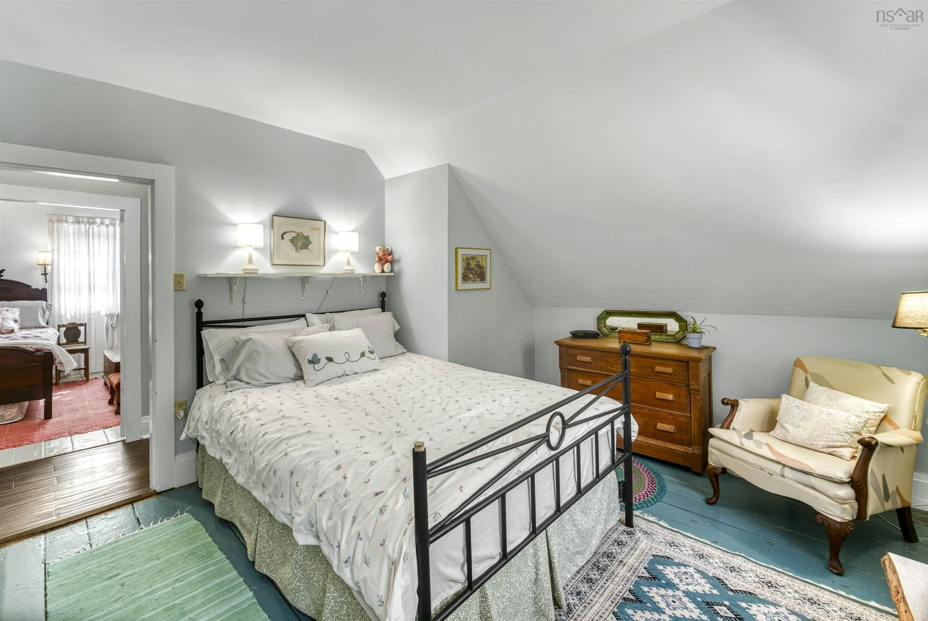 426 Main Street, Mahone Bay, NS B0J 2E0, 3 Bedrooms Bedrooms, ,2 BathroomsBathrooms,Residential,For Sale,Main,202521471