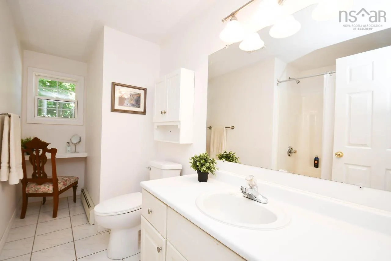 91 Douglas Crescent, Halifax, NS B3M 3B6, 4 Bedrooms Bedrooms, ,2 BathroomsBathrooms,Residential,For Sale,Douglas,202519964
