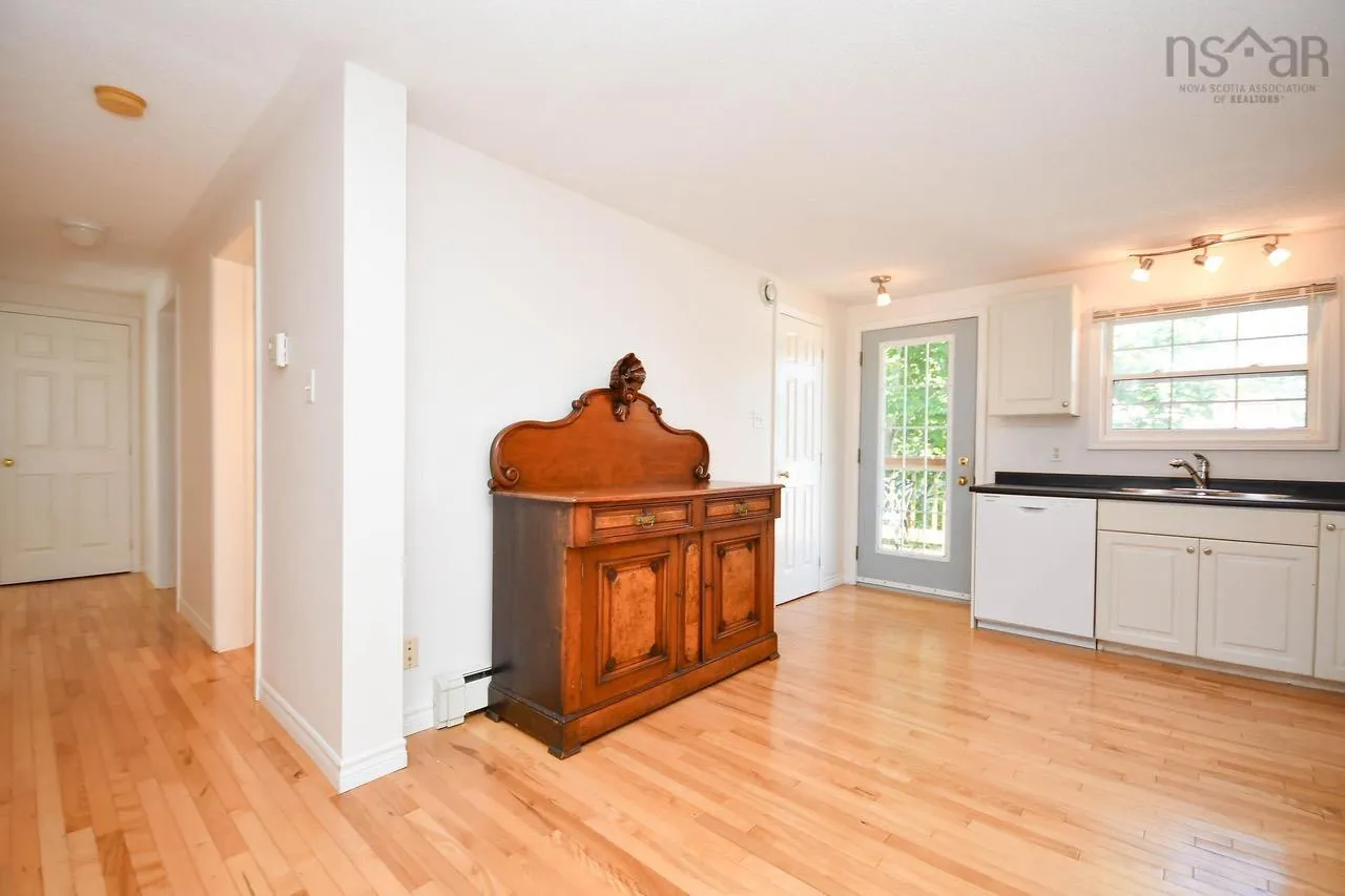 91 Douglas Crescent, Halifax, NS B3M 3B6, 4 Bedrooms Bedrooms, ,2 BathroomsBathrooms,Residential,For Sale,Douglas,202519964