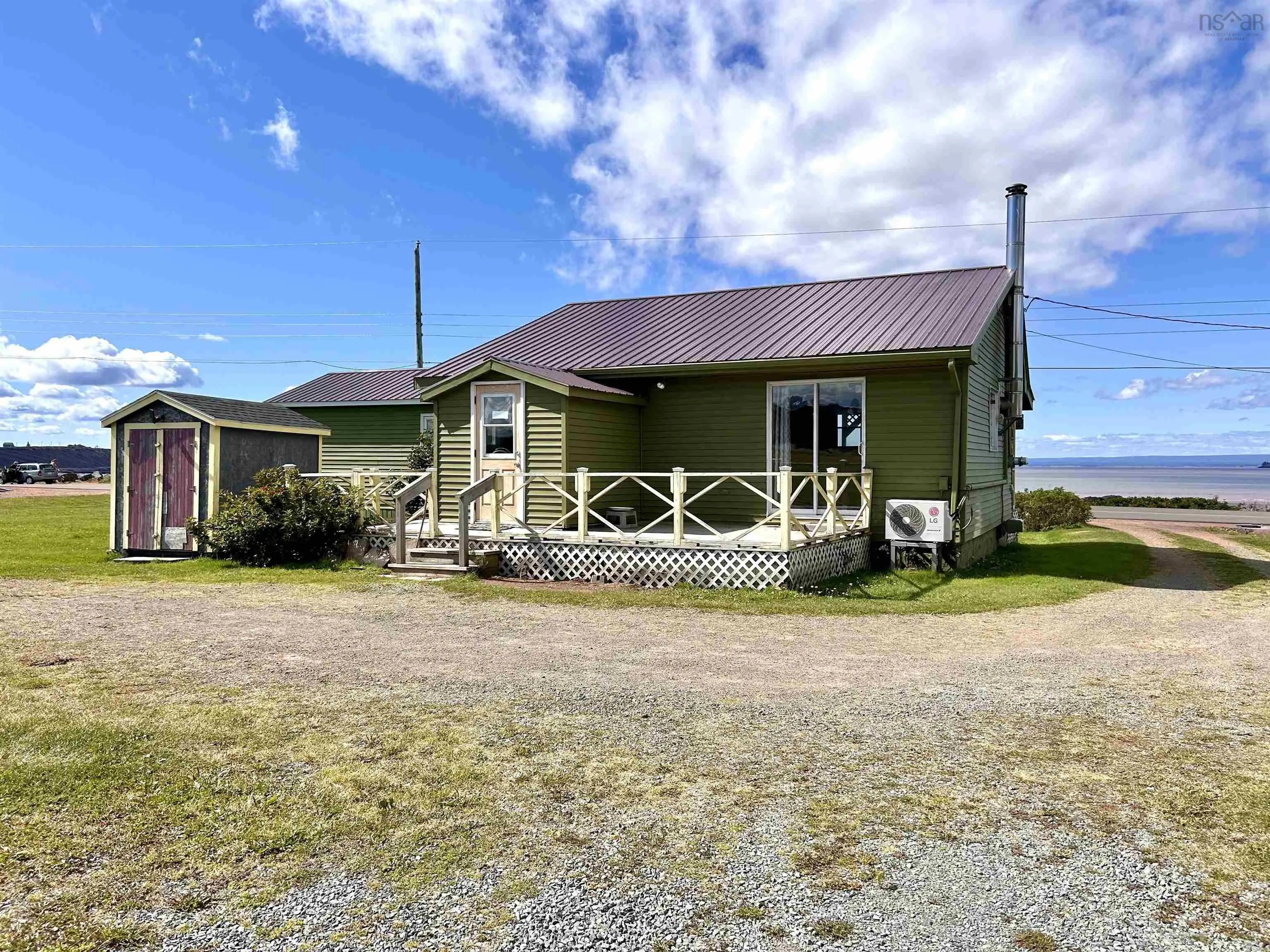 578 Lower Cove Road, Lower Cove, NS B0L 1A0, 2 Bedrooms Bedrooms, ,1 BathroomBathrooms,Residential,For Sale,Lower Cove,202511015