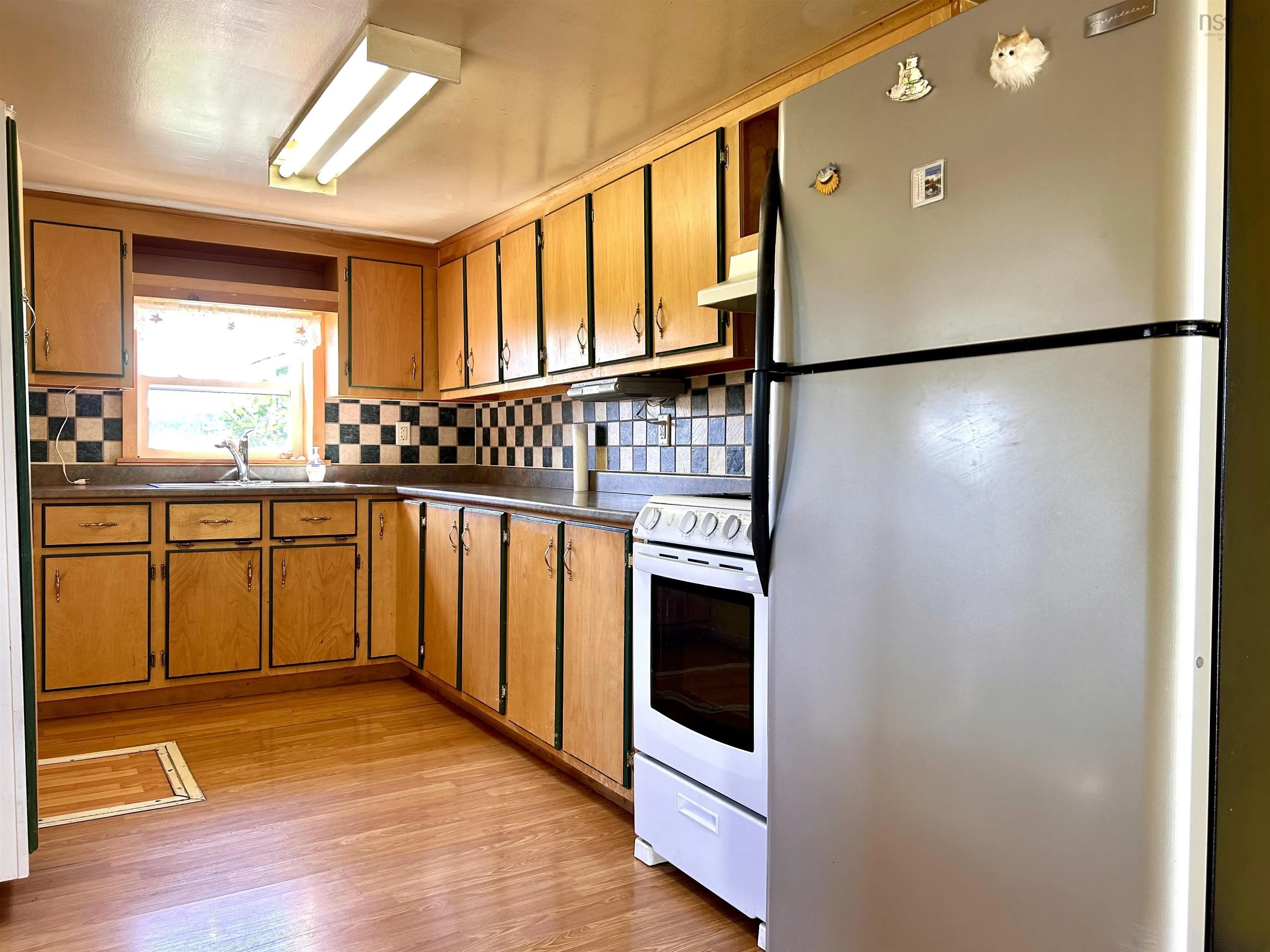 578 Lower Cove Road, Lower Cove, NS B0L 1A0, 2 Bedrooms Bedrooms, ,1 BathroomBathrooms,Residential,For Sale,Lower Cove,202511015