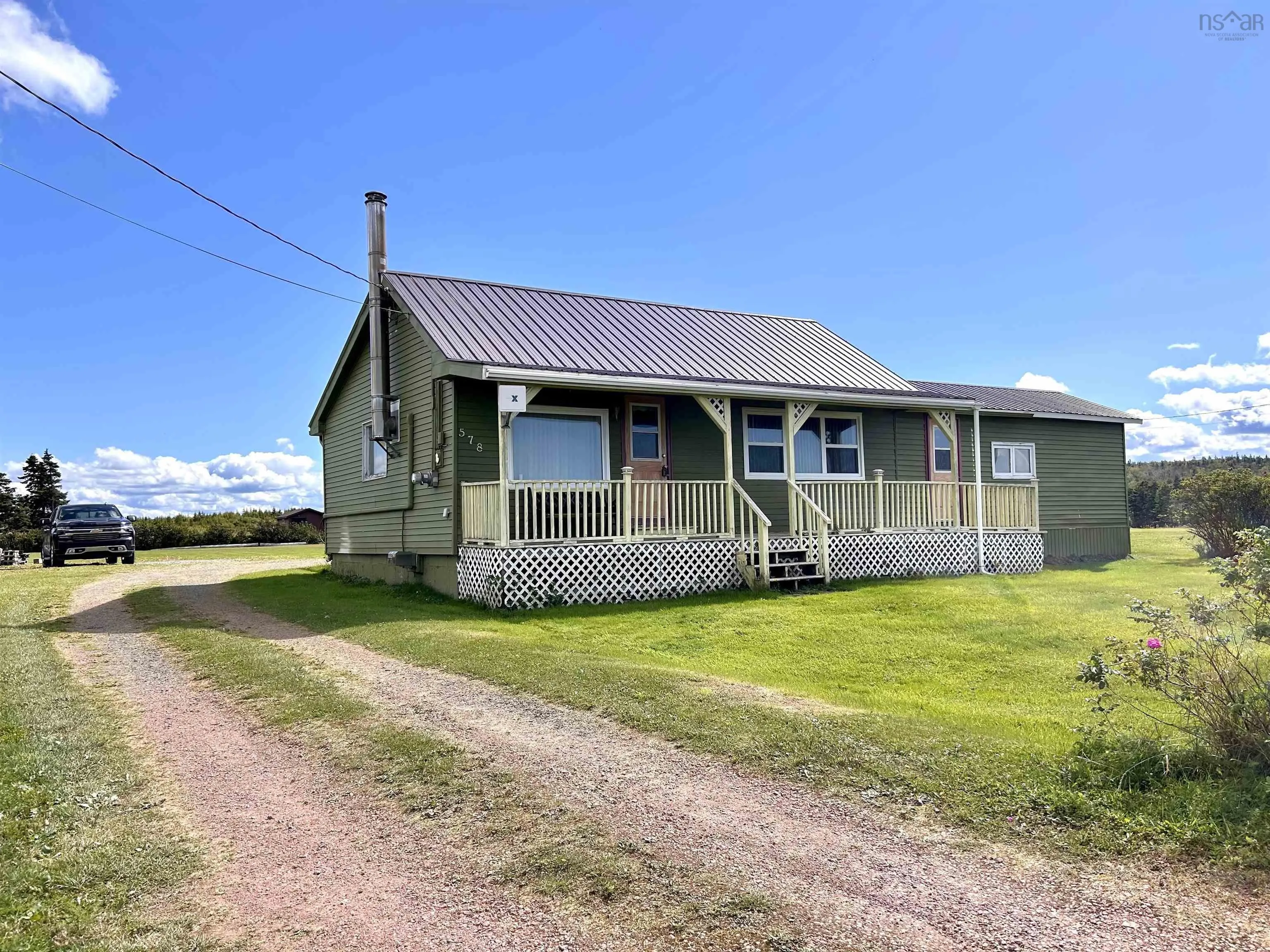 578 Lower Cove Road, Lower Cove, NS B0L 1A0, 2 Bedrooms Bedrooms, ,1 BathroomBathrooms,Residential,For Sale,Lower Cove,202511015